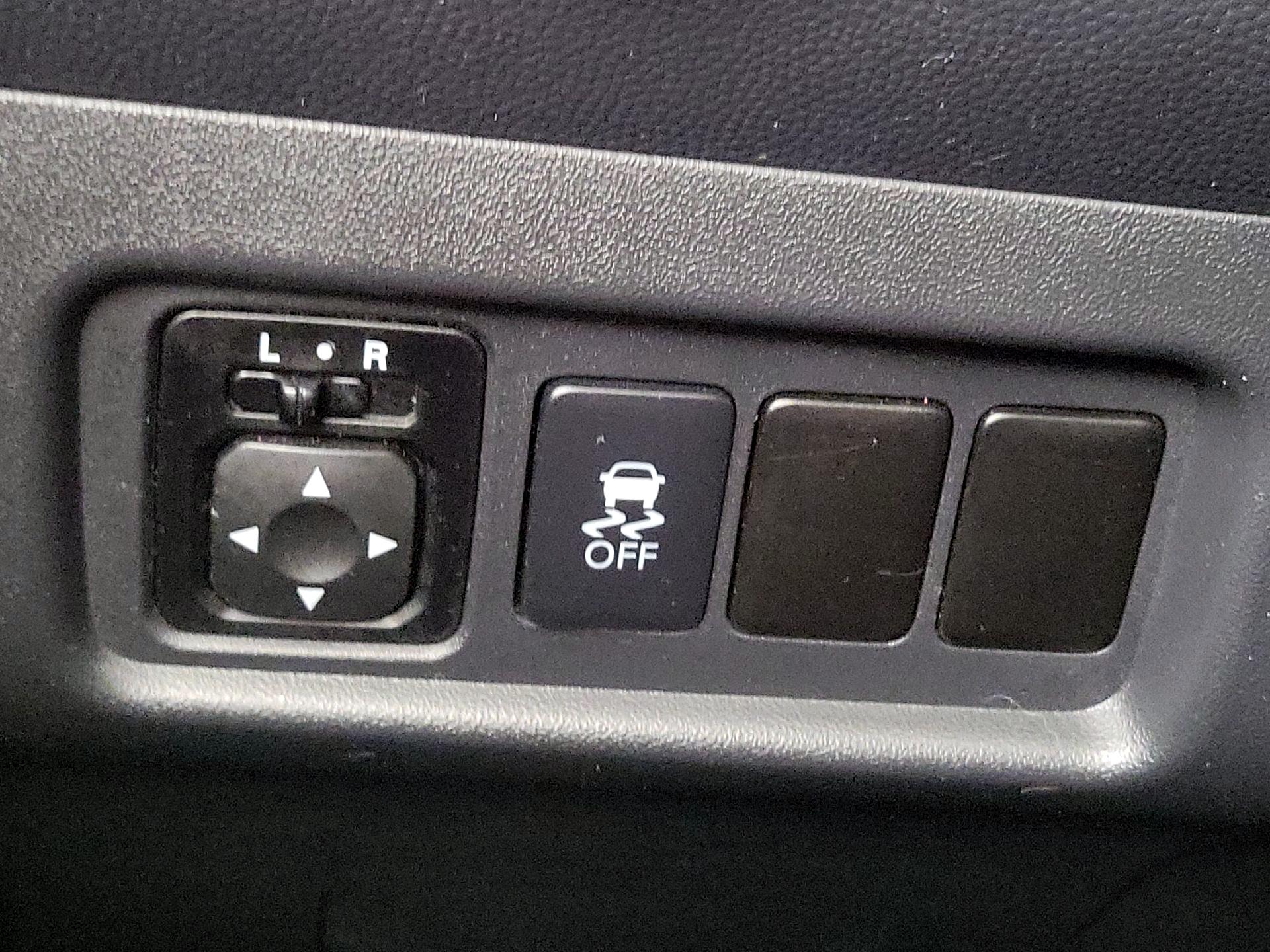 Thumbnail: 2020 Mitsubishi Mirage - 13