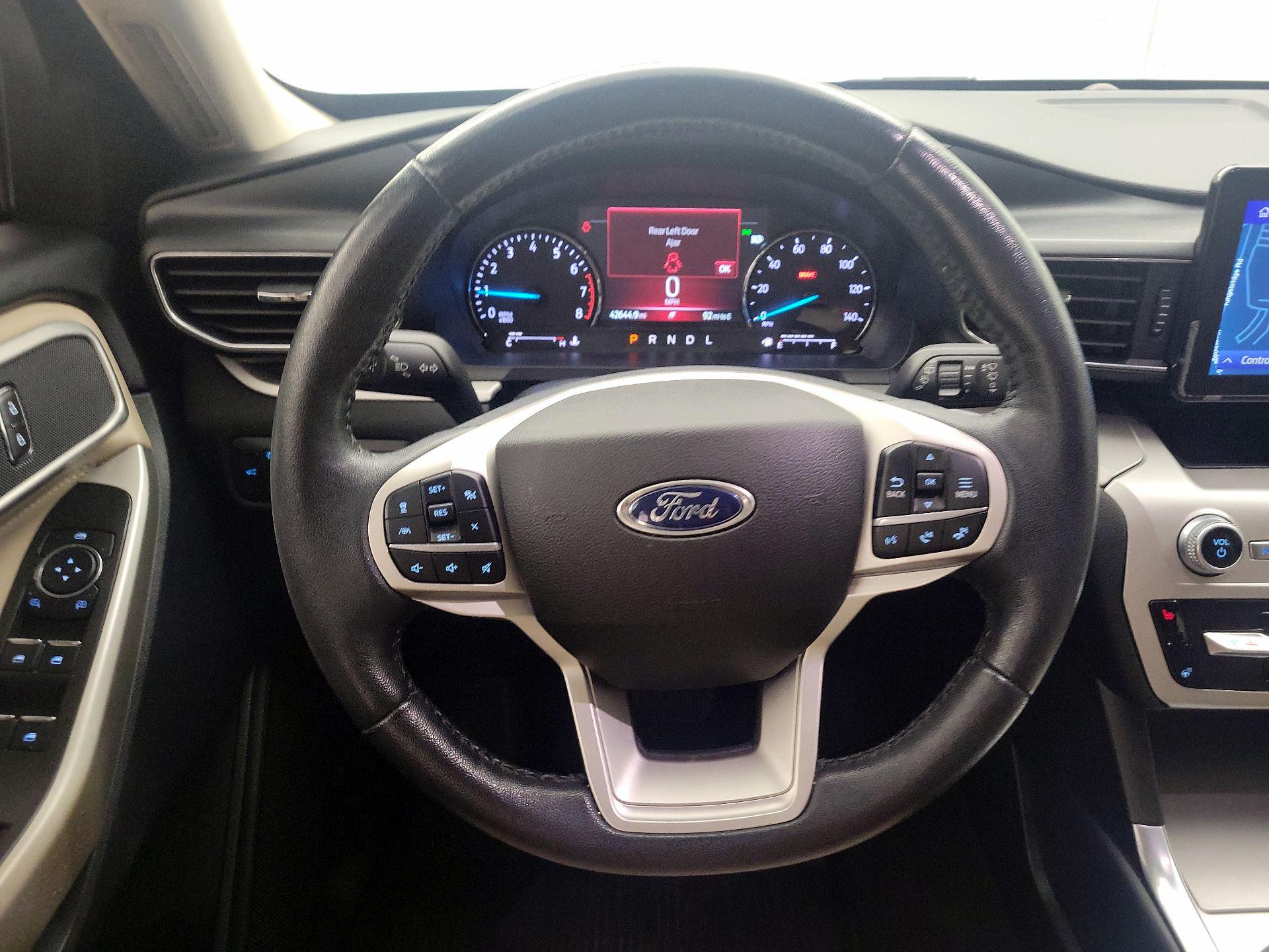 Thumbnail: 2022 Ford Explorer - 10