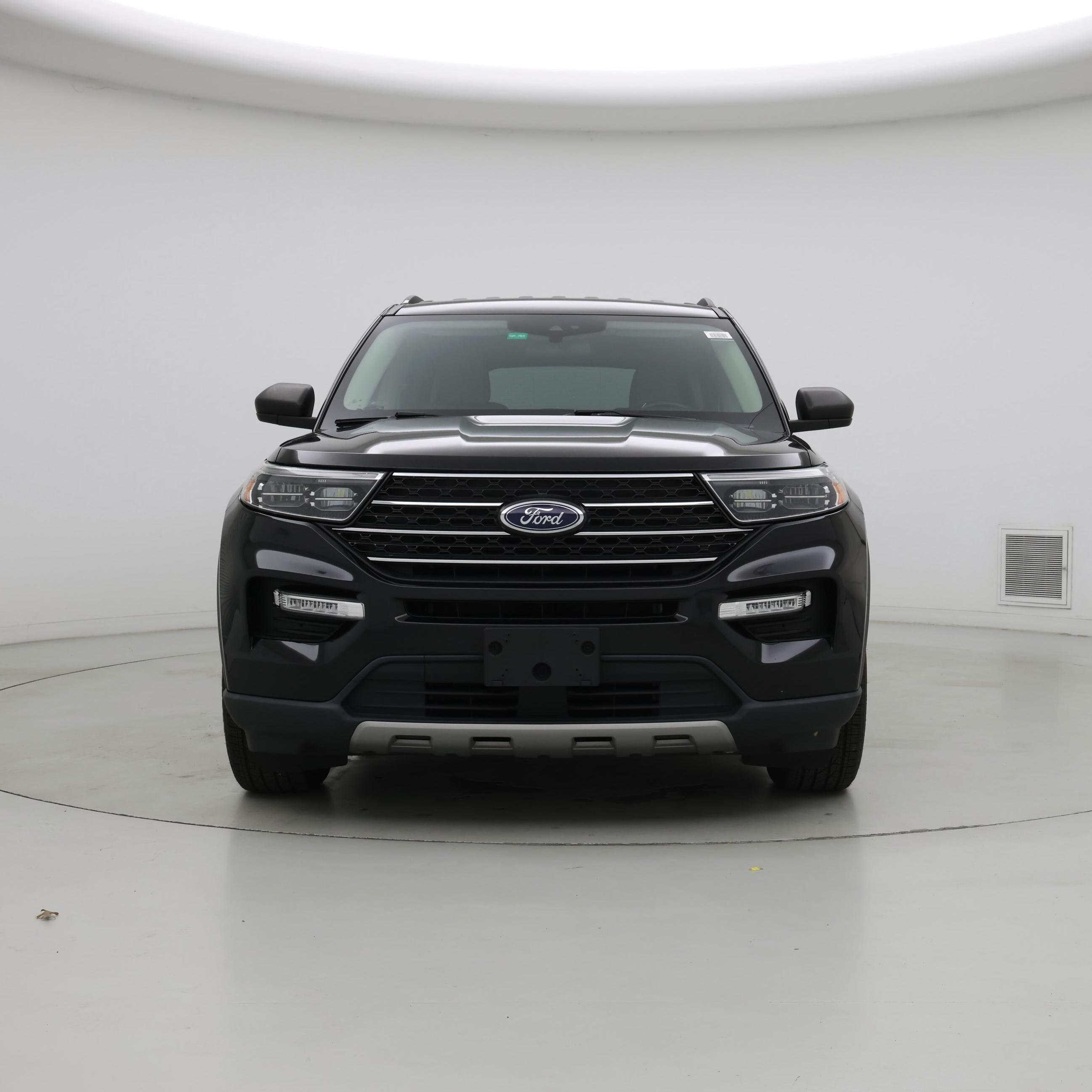 Thumbnail: 2022 Ford Explorer - 5