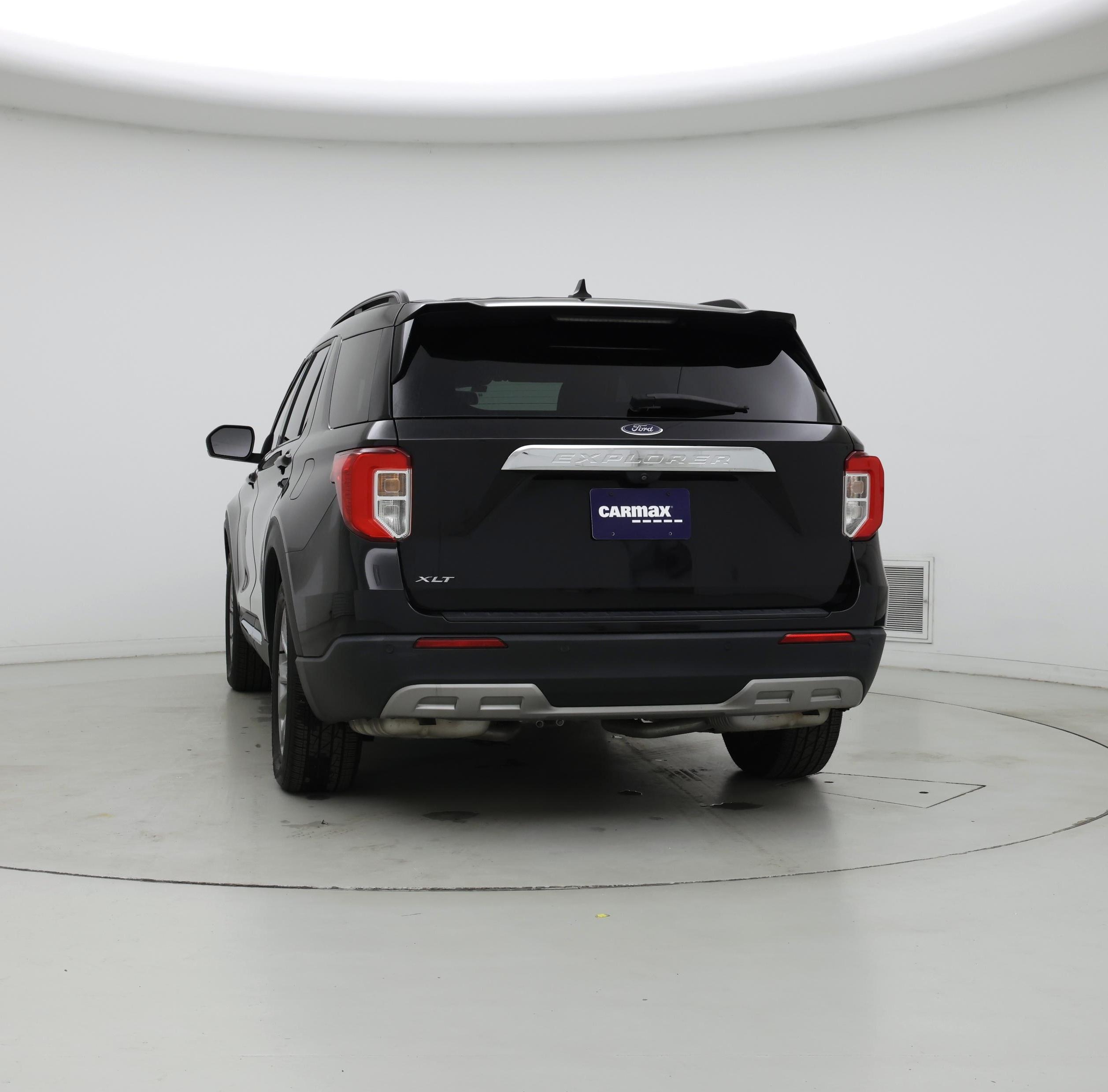 Thumbnail: 2022 Ford Explorer - 6