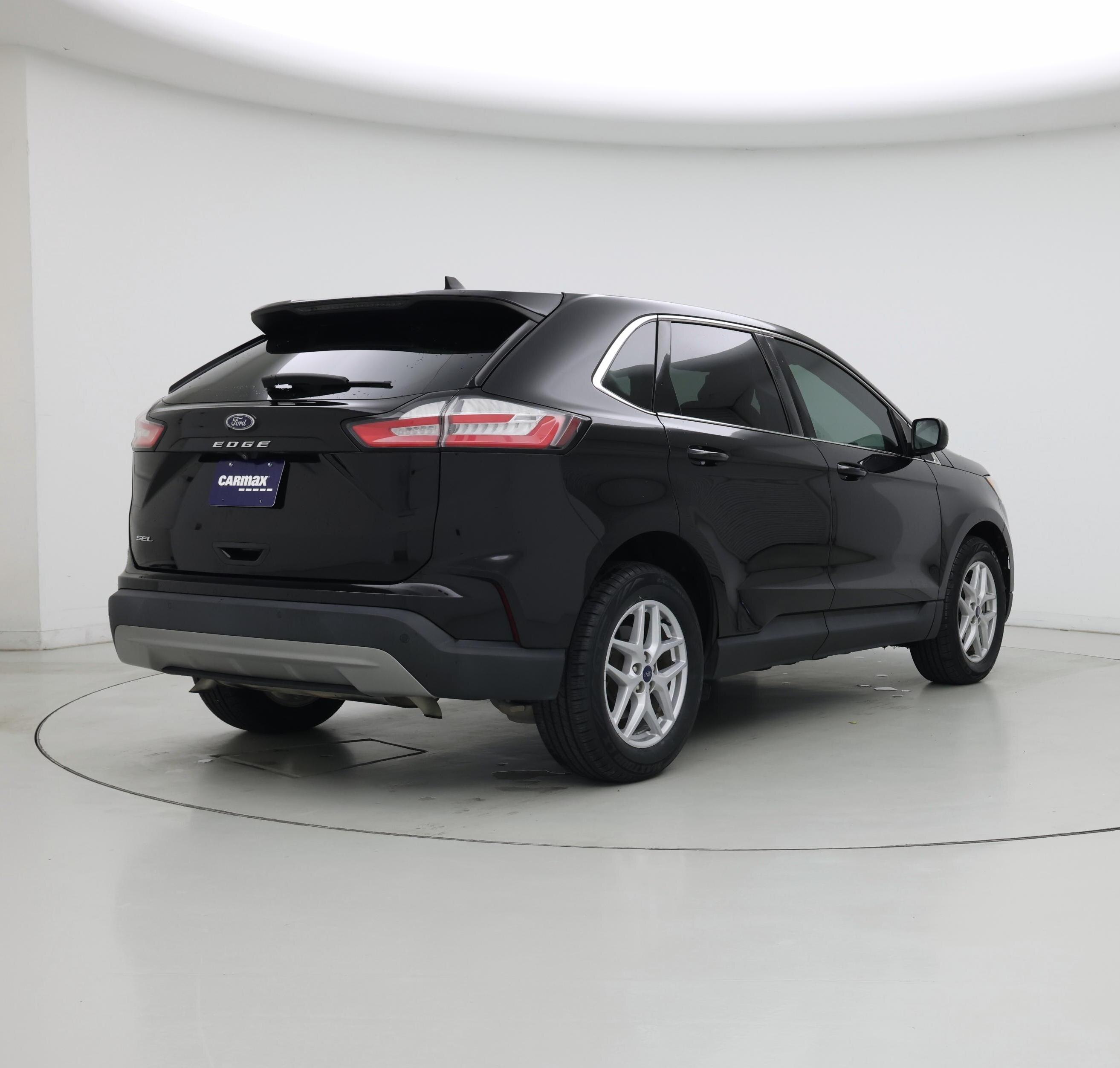 Thumbnail: 2021 Ford Edge - 8
