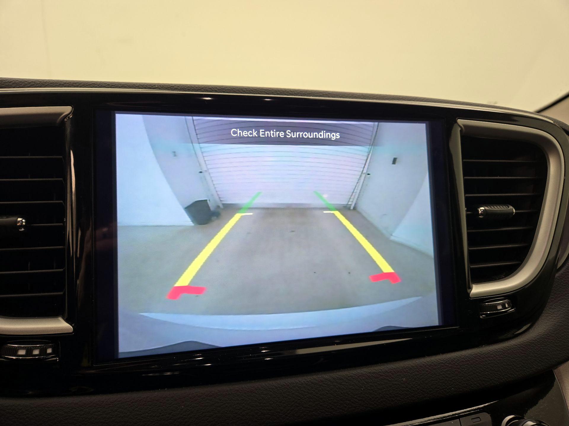 Thumbnail: 2024 Chrysler Pacifica - 14