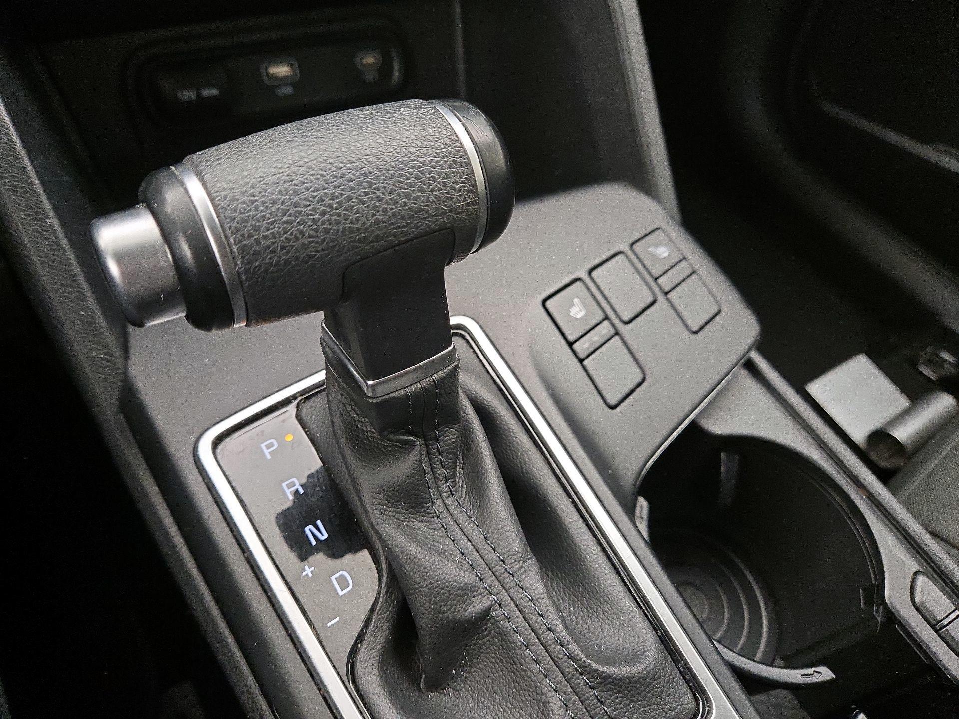 Thumbnail: 2023 Kia Sportage - 17