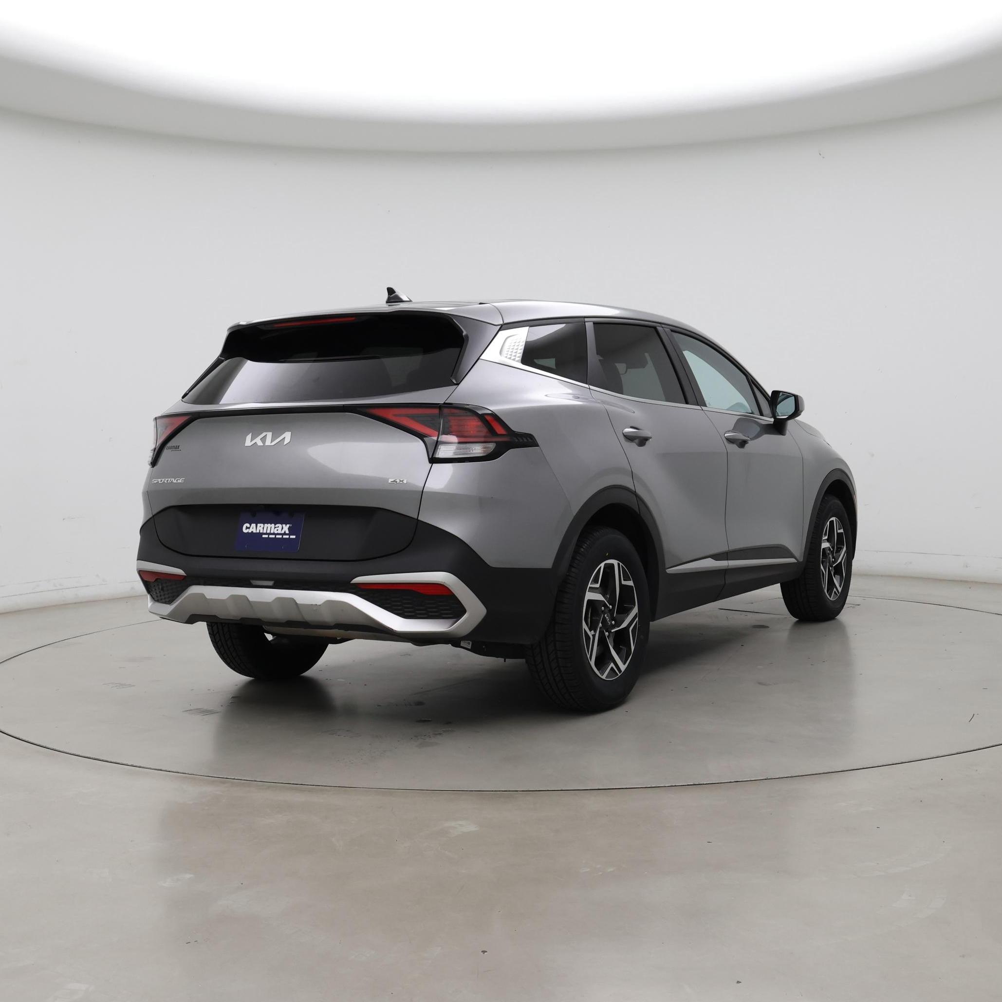 Thumbnail: 2023 Kia Sportage - 8