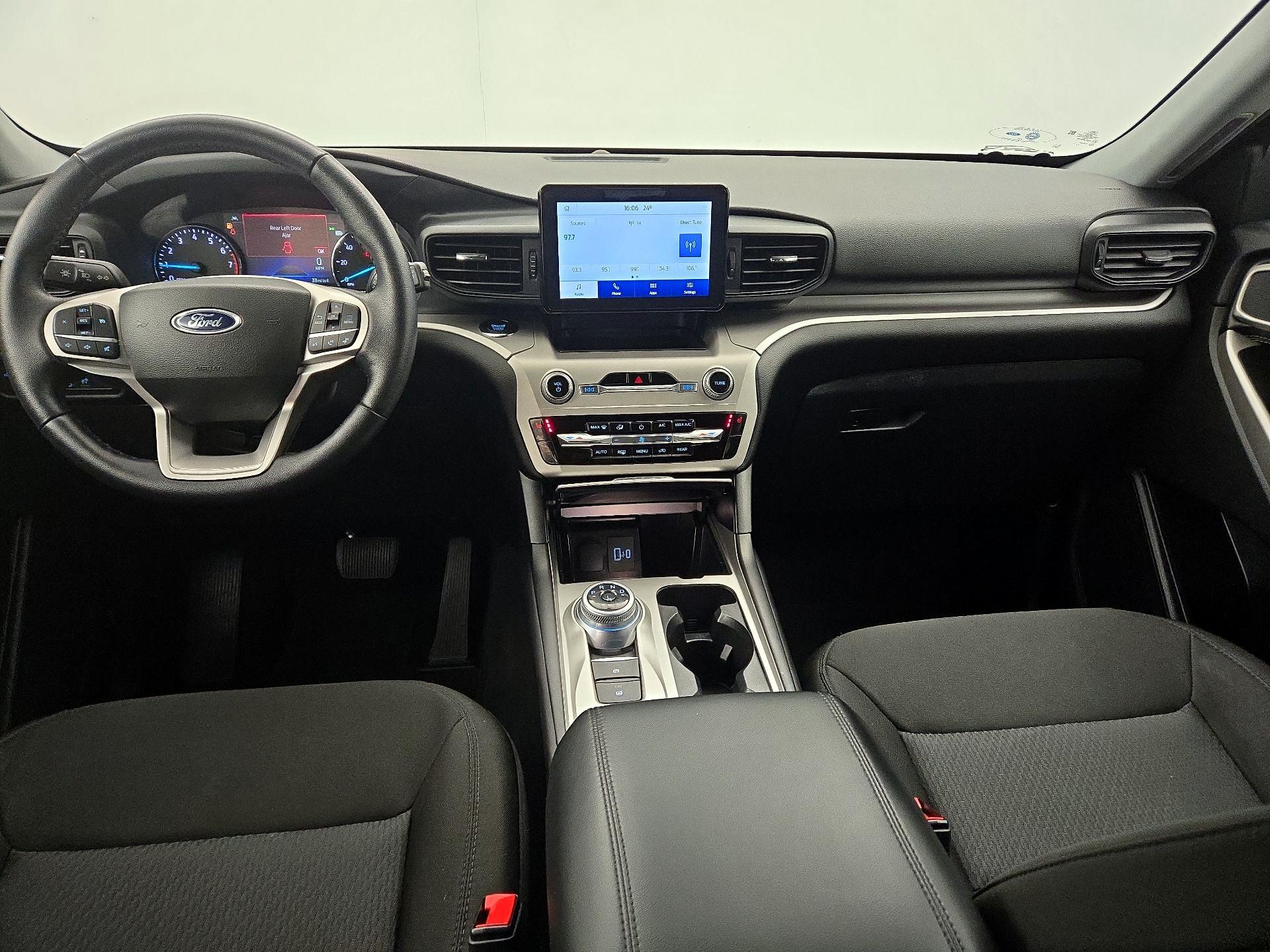 Thumbnail: 2022 Ford Explorer - 9