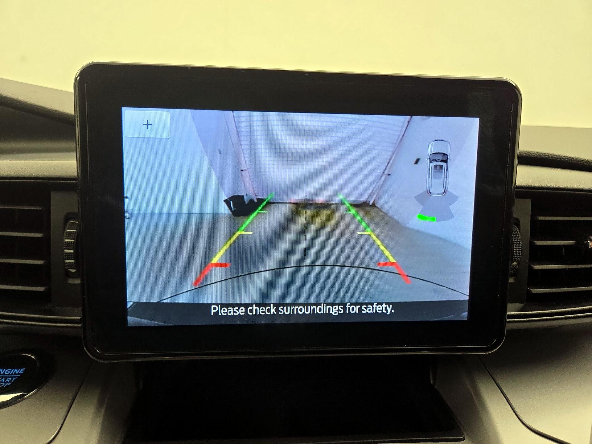 Thumbnail: 2022 Ford Explorer - 14