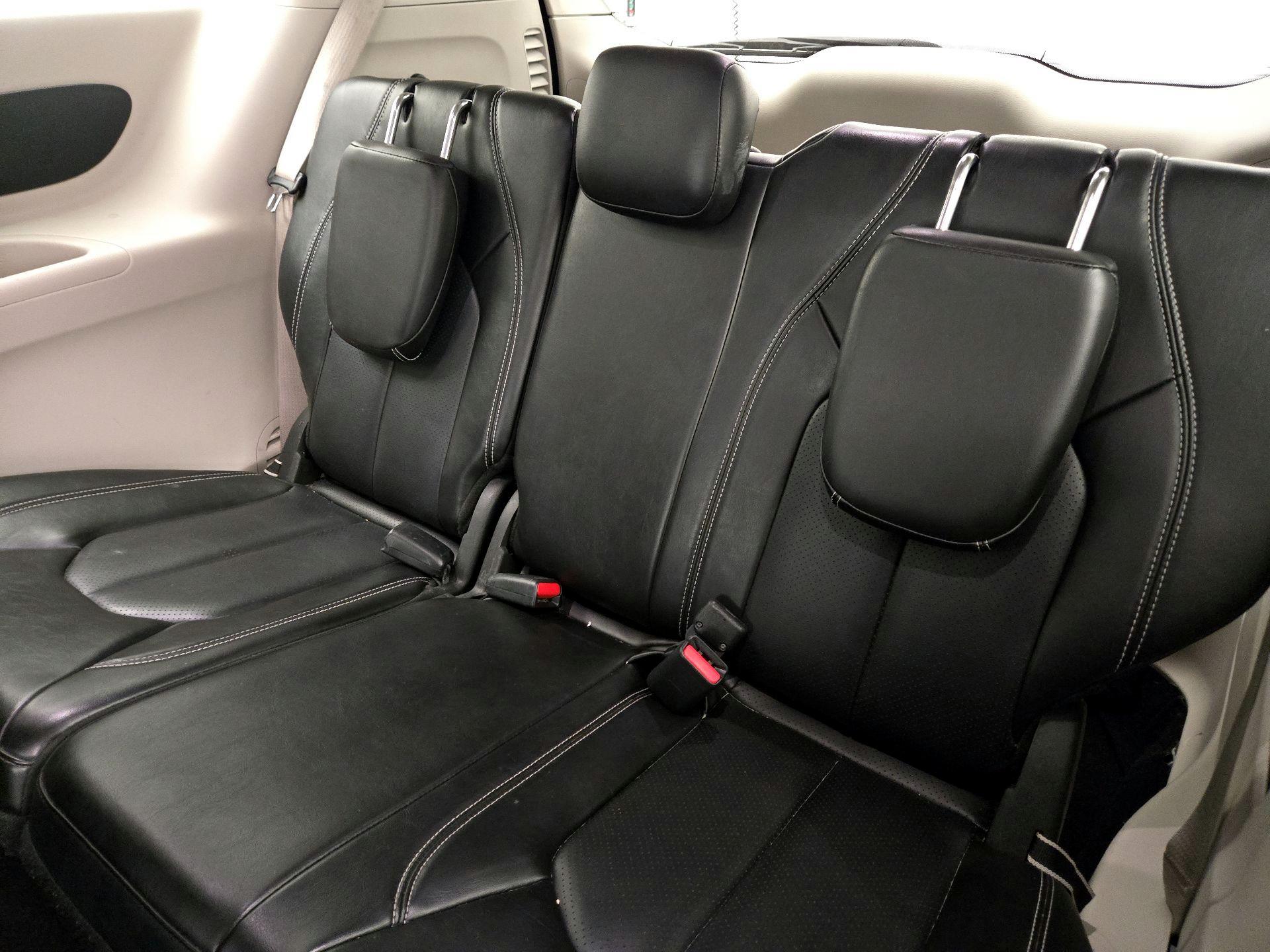 Thumbnail: 2023 Chrysler Pacifica - 20