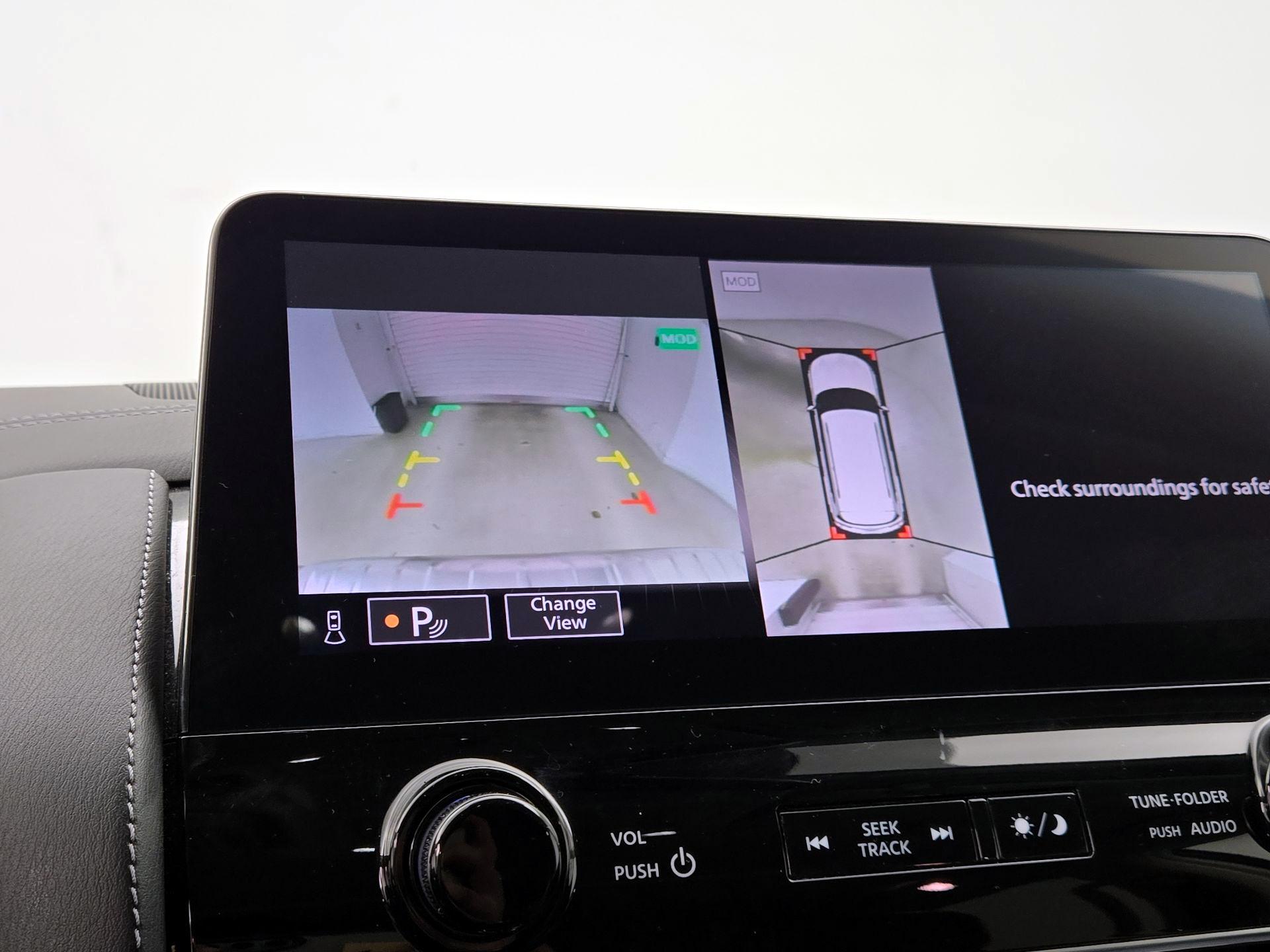 Thumbnail: 2024 INFINITI QX80 - 15