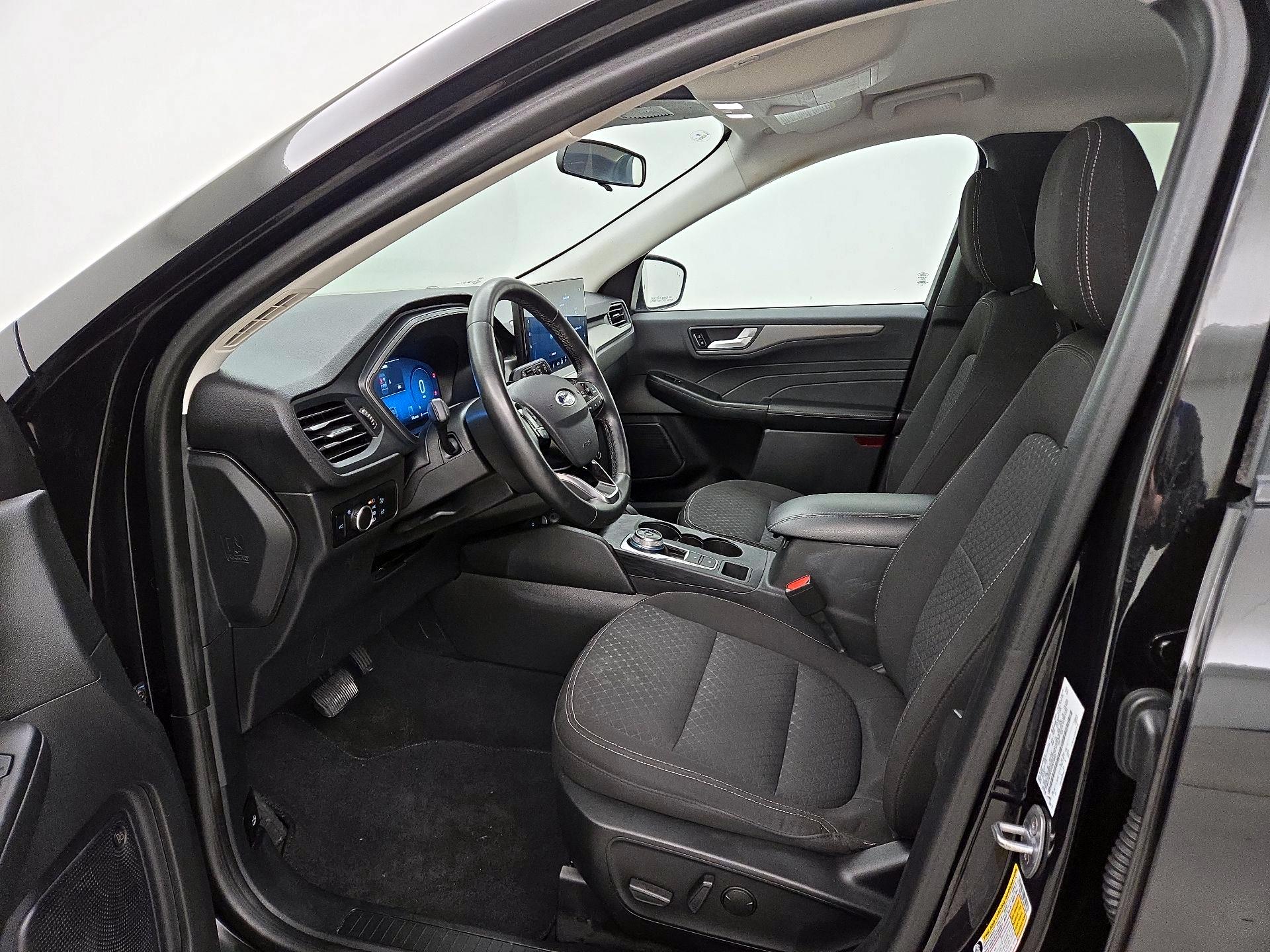 Thumbnail: 2023 Ford Escape - 11