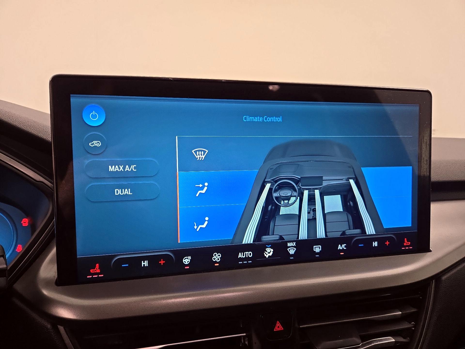 Thumbnail: 2023 Ford Escape - 17