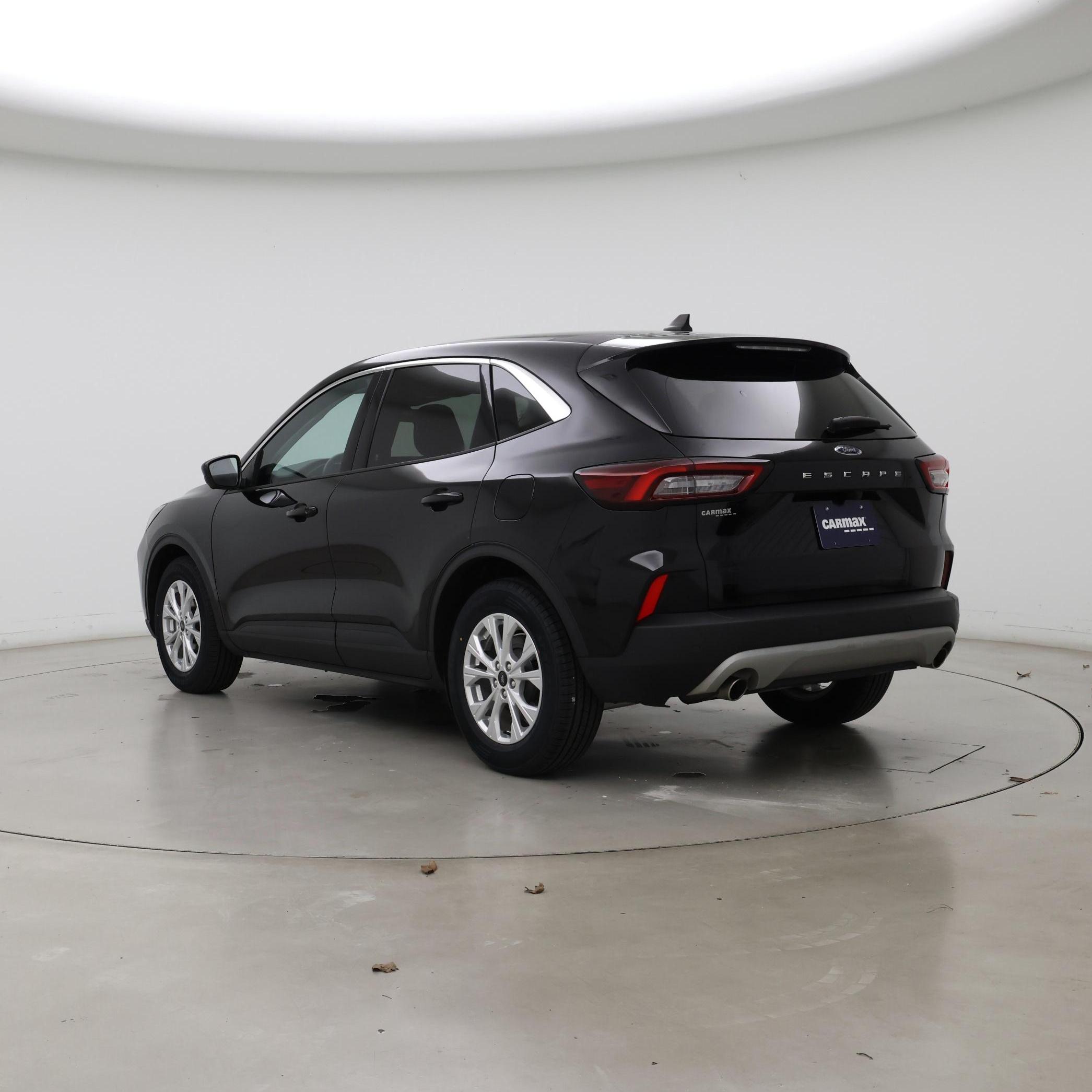 Thumbnail: 2023 Ford Escape - 2