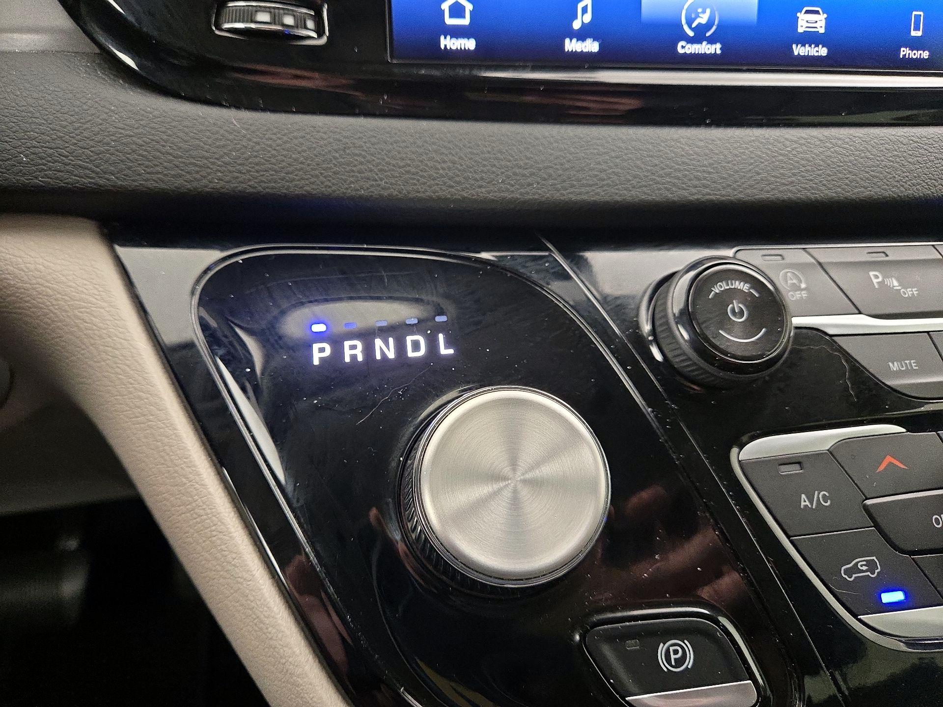 Thumbnail: 2024 Chrysler Pacifica - 17