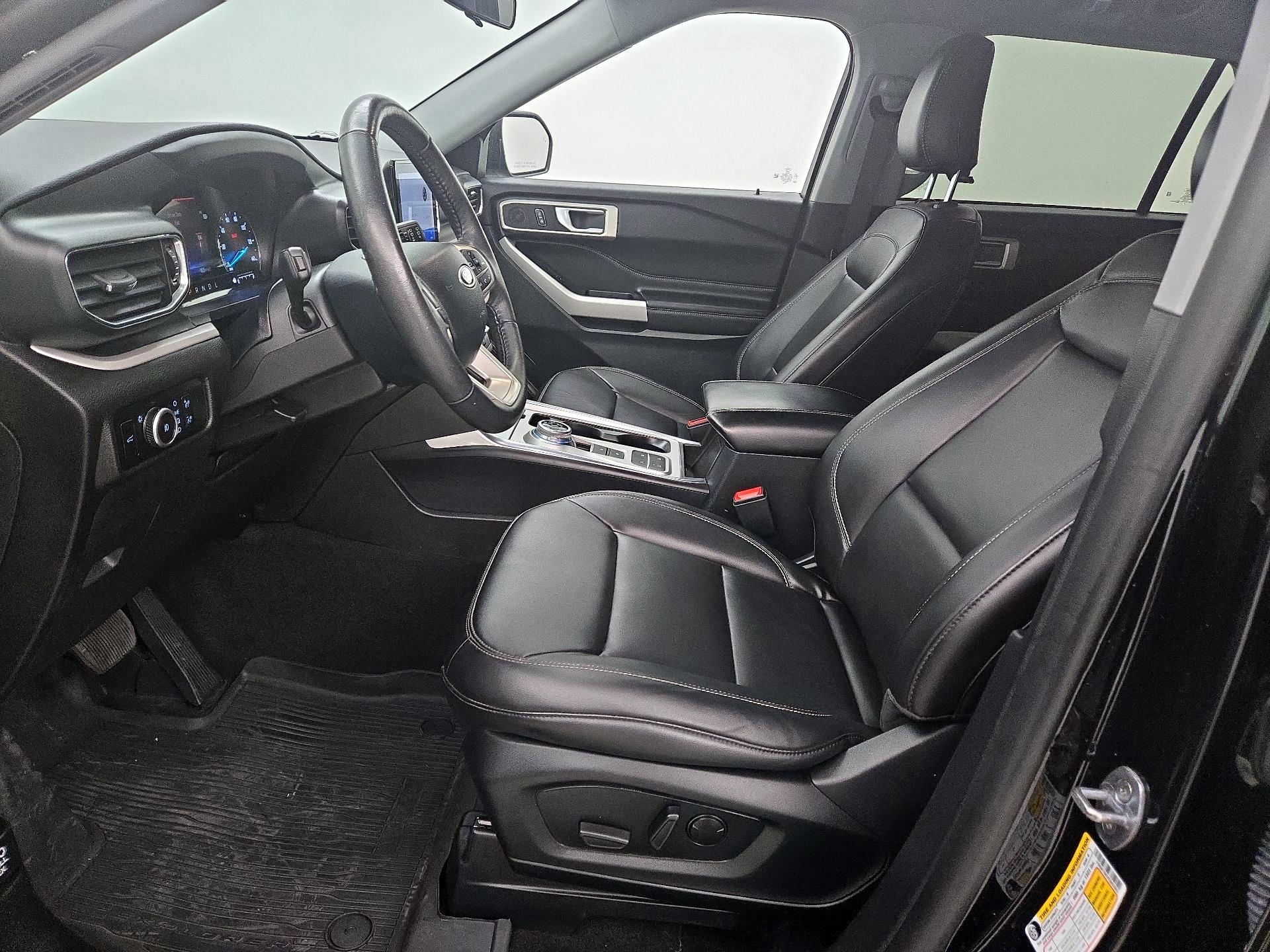 Thumbnail: 2023 Ford Explorer - 11