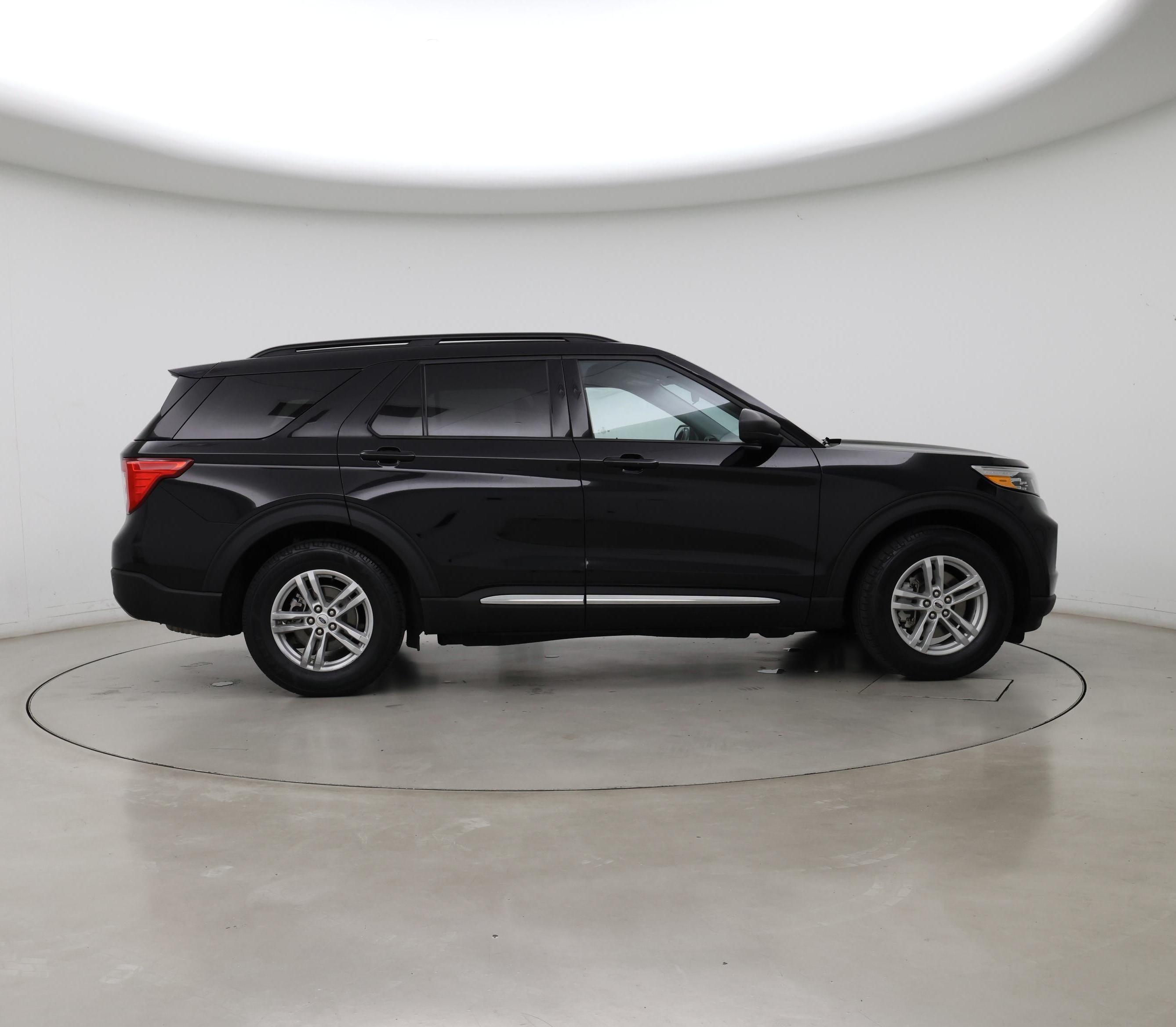 Thumbnail: 2023 Ford Explorer - 7