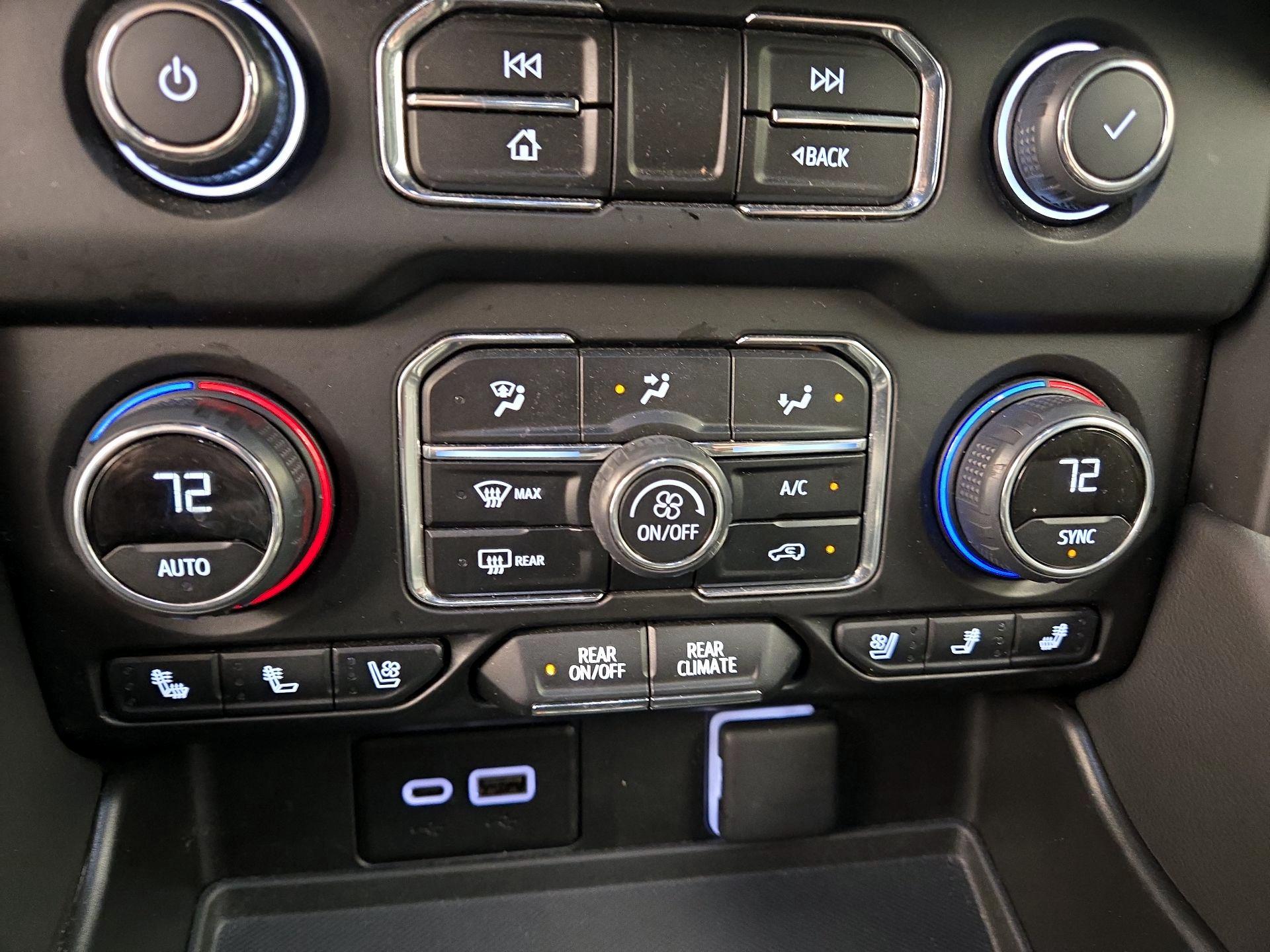 Thumbnail: 2024 Chevrolet Tahoe - 16