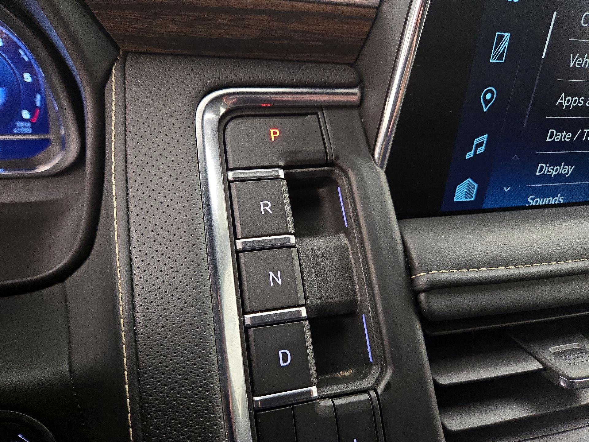 Thumbnail: 2024 Chevrolet Tahoe - 17