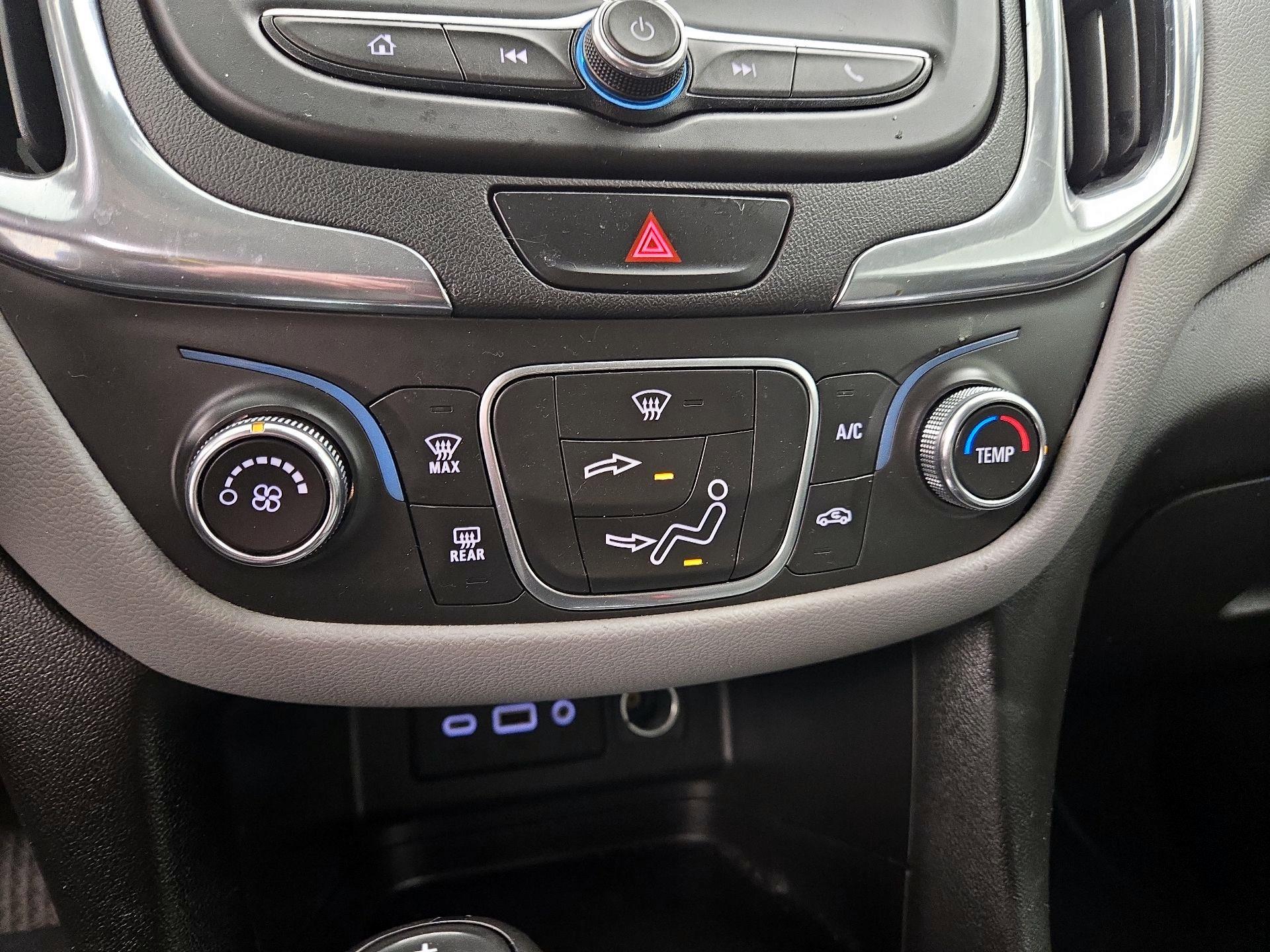 Thumbnail: 2020 Chevrolet Equinox - 16