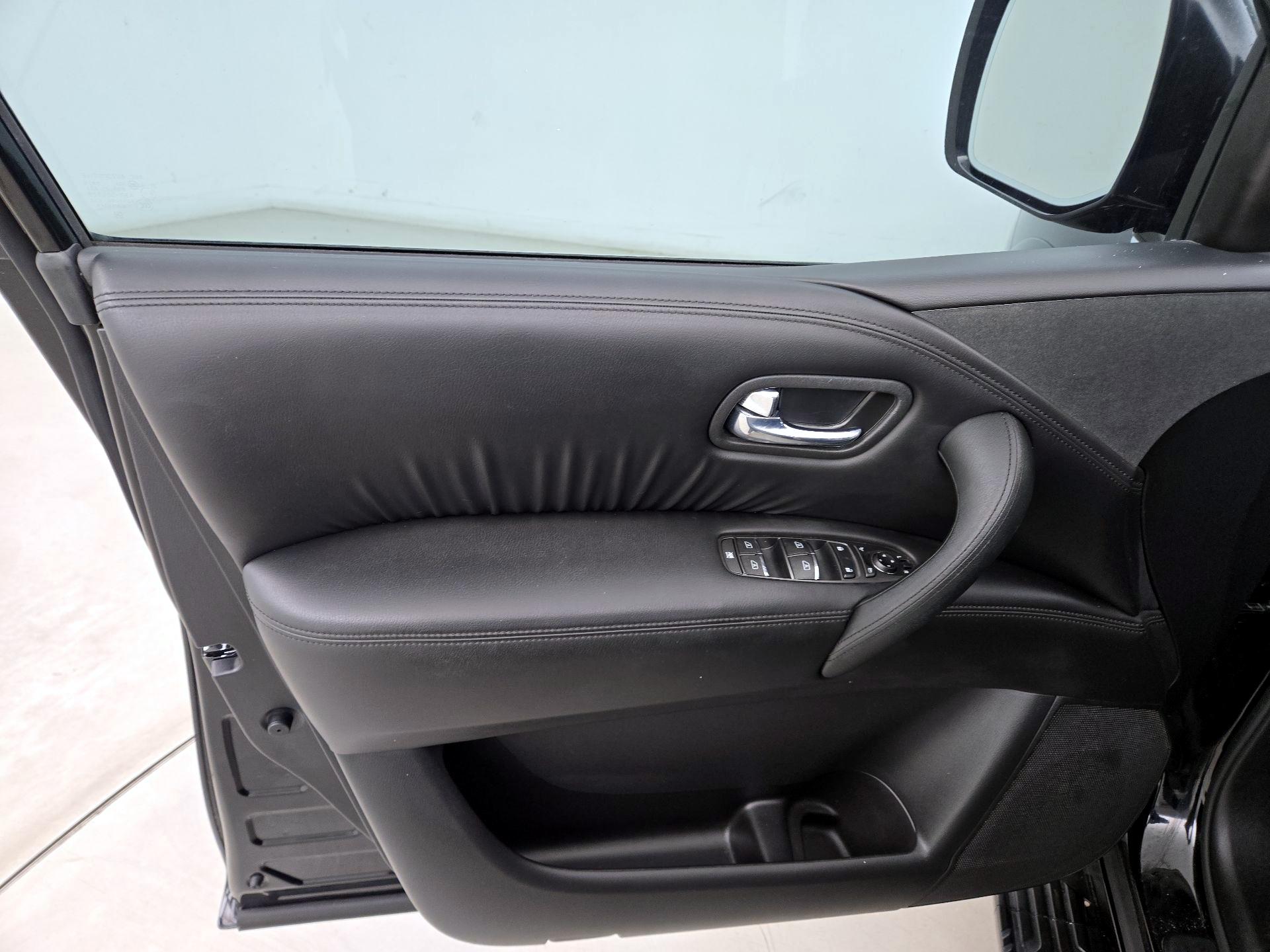 Thumbnail: 2022 Nissan Armada - 12