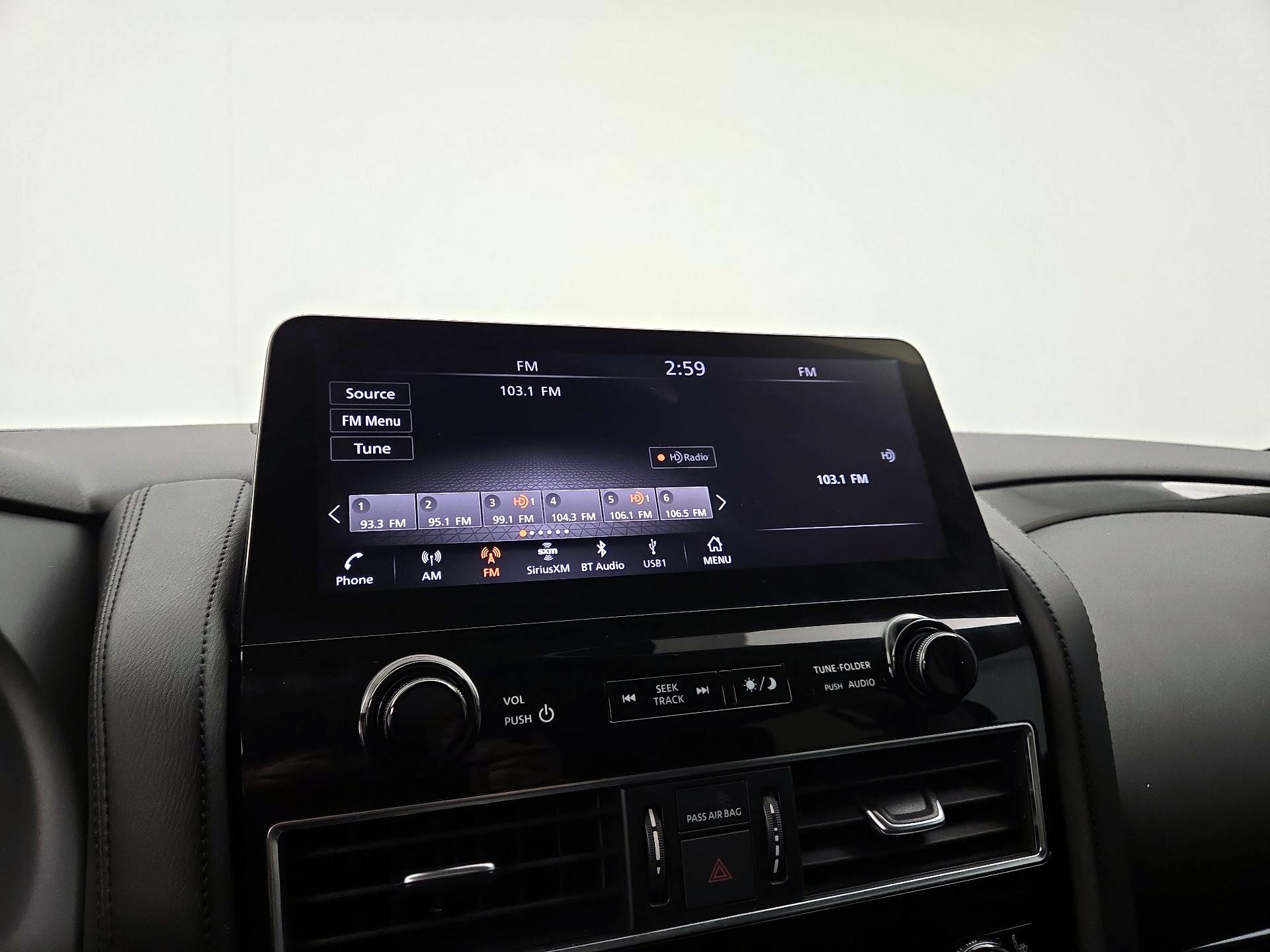 Thumbnail: 2022 Nissan Armada - 16