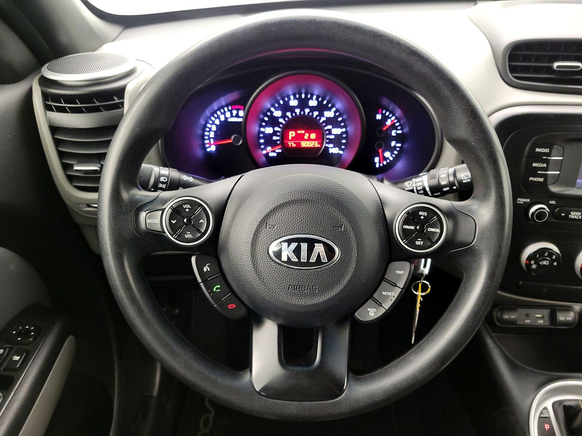 Thumbnail: 2016 Kia Soul - 10
