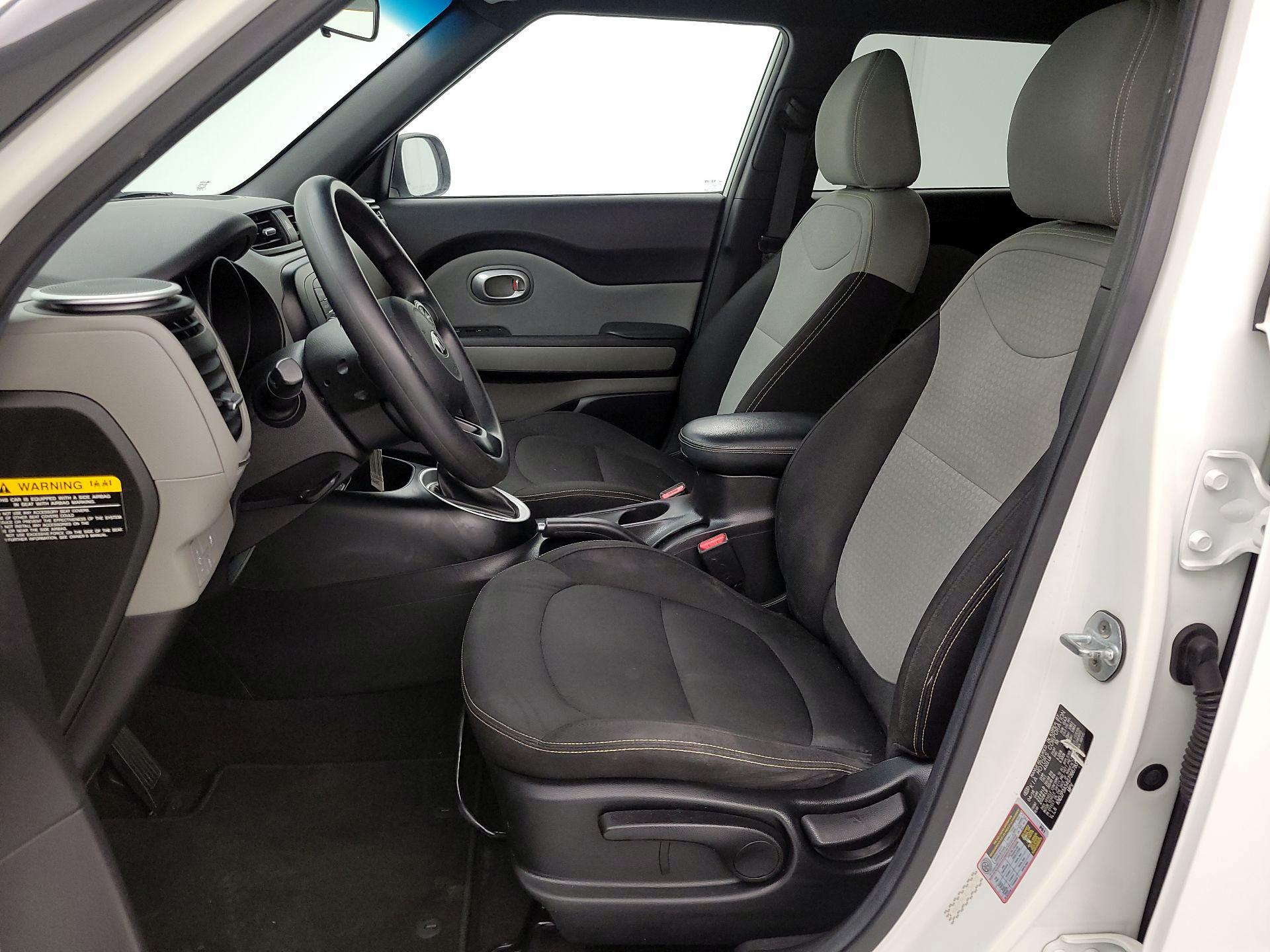 Thumbnail: 2016 Kia Soul - 11