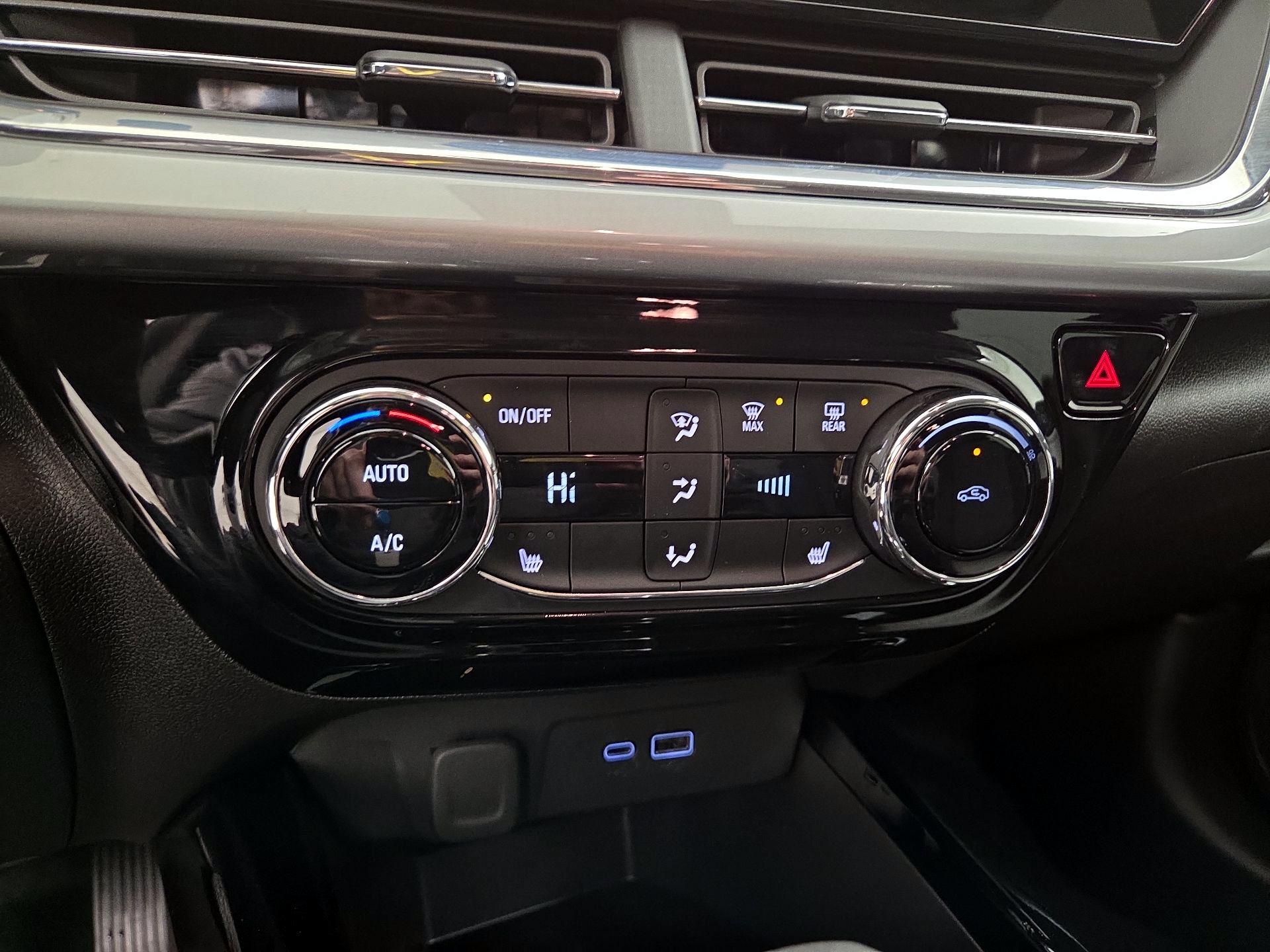 Thumbnail: 2025 Chevrolet Trax - 16