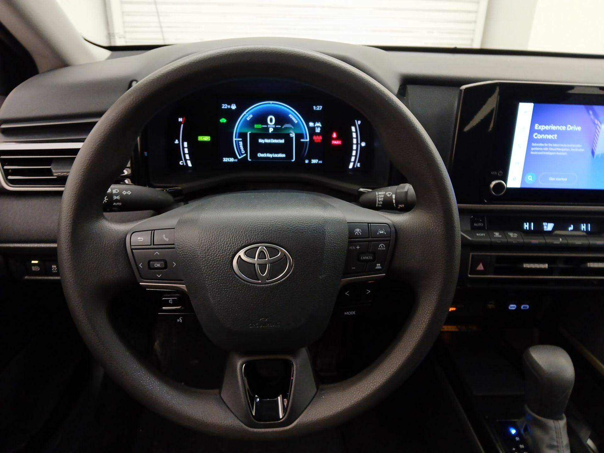 Thumbnail: 2025 Toyota Camry - 10