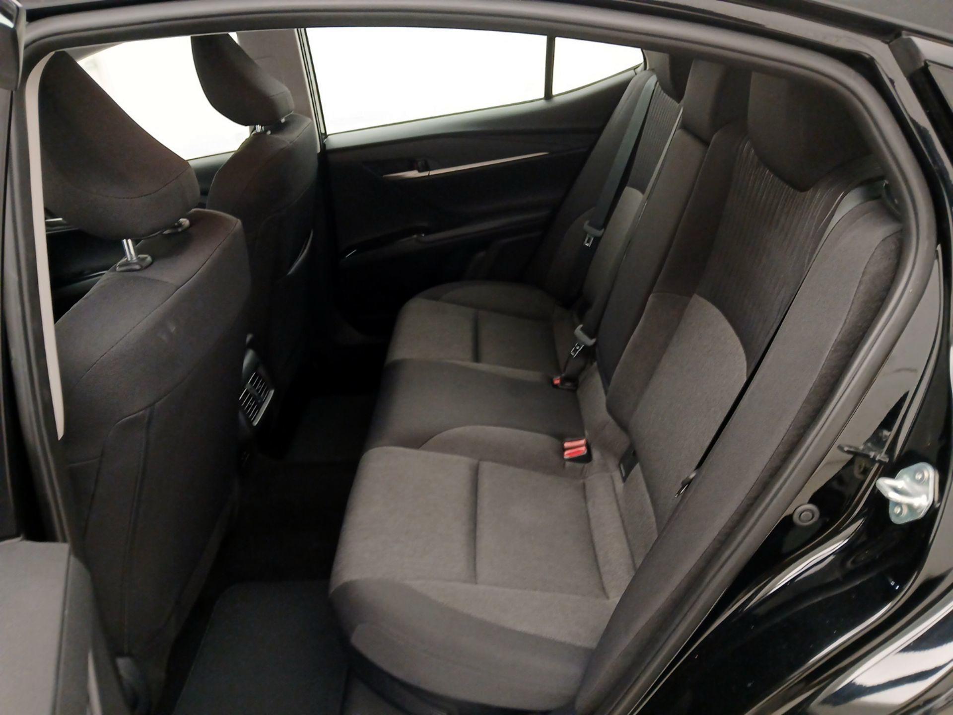 Thumbnail: 2025 Toyota Camry - 19