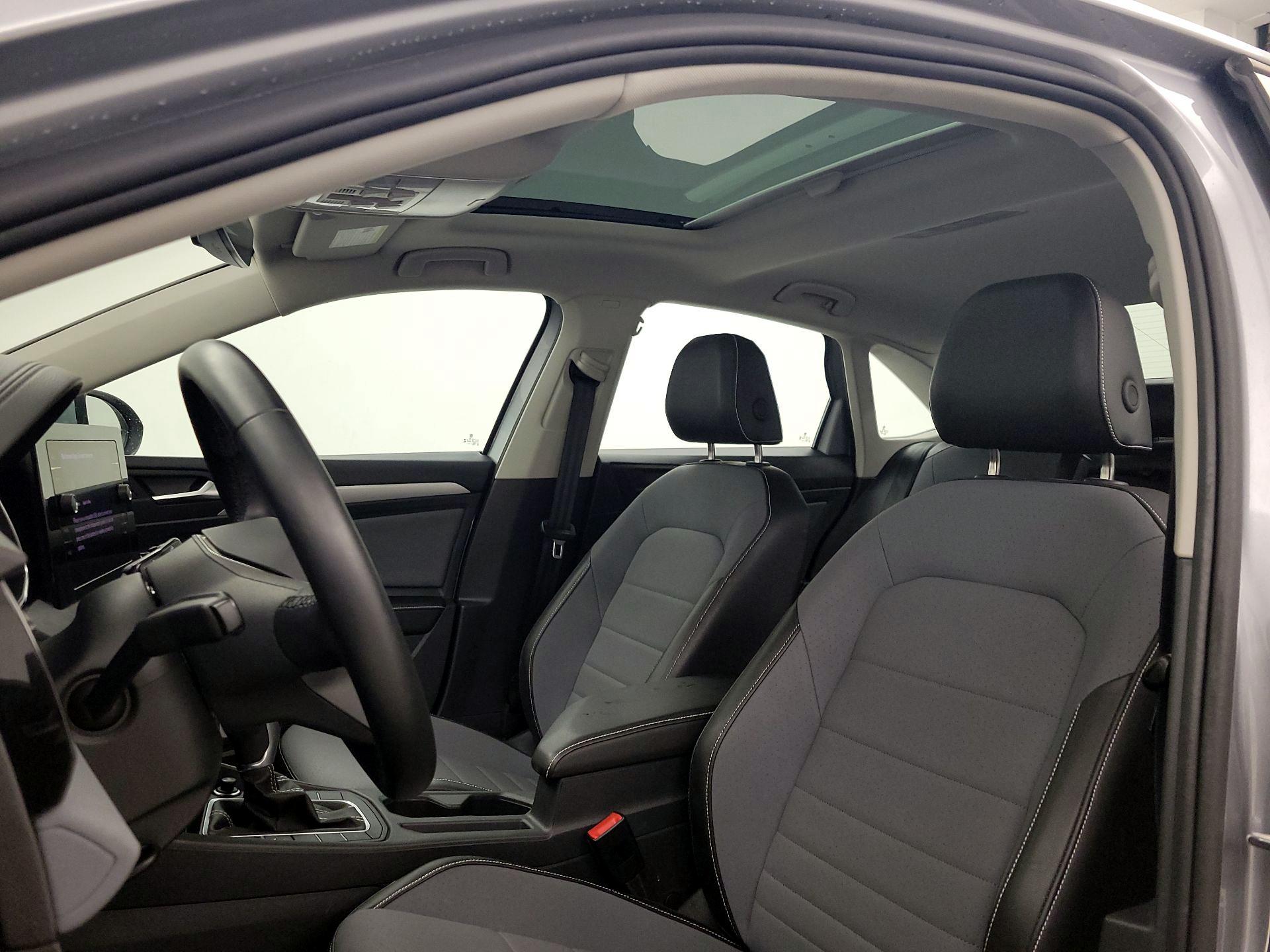 Thumbnail: 2025 Volkswagen Jetta - 20