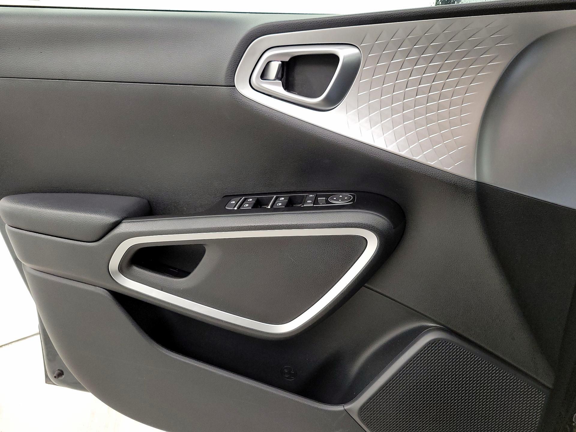 Thumbnail: 2025 Kia Soul - 12