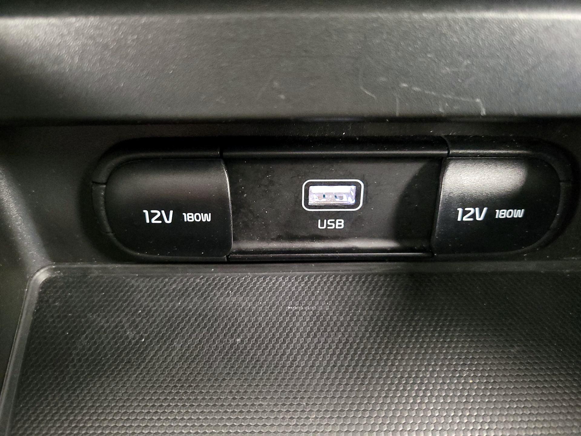 Thumbnail: 2025 Kia Soul - 18