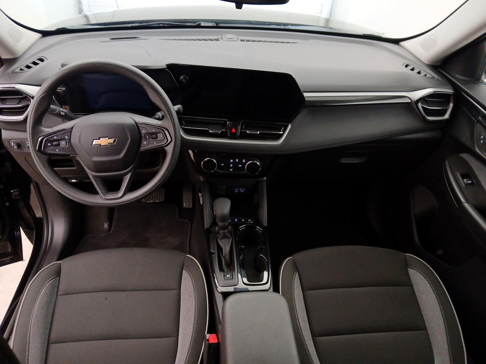 Thumbnail: 2025 Chevrolet TrailBlazer - 9