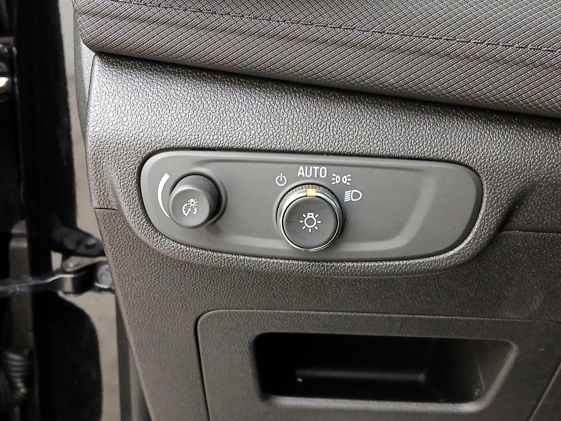 Thumbnail: 2025 Chevrolet TrailBlazer - 13