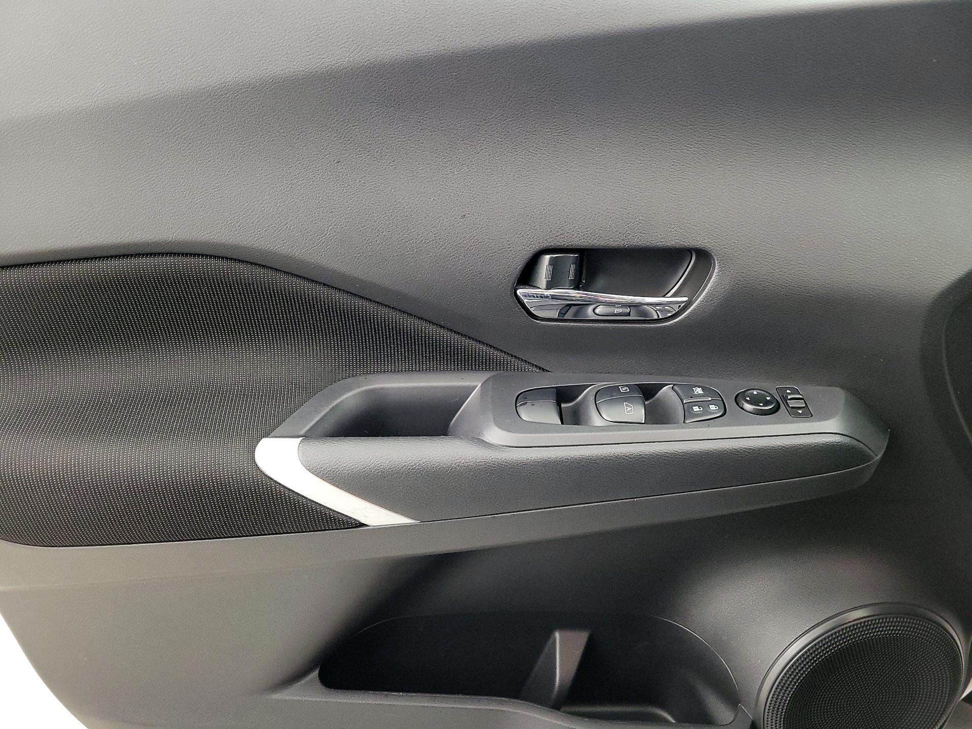 Thumbnail: 2024 Nissan Kicks - 12