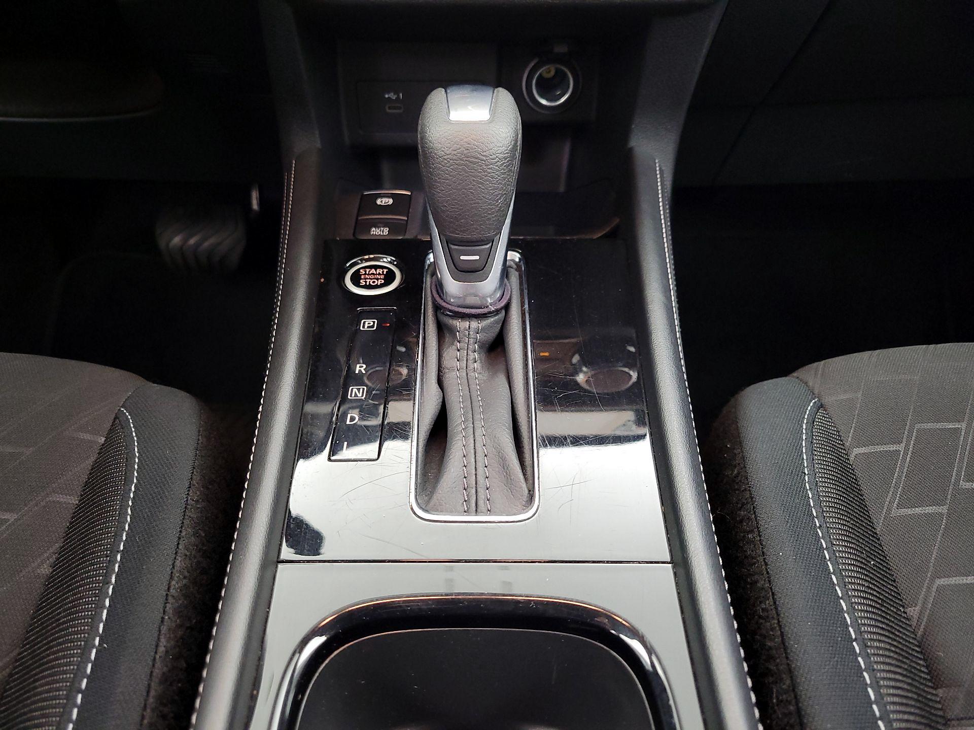 Thumbnail: 2024 Nissan Kicks - 16