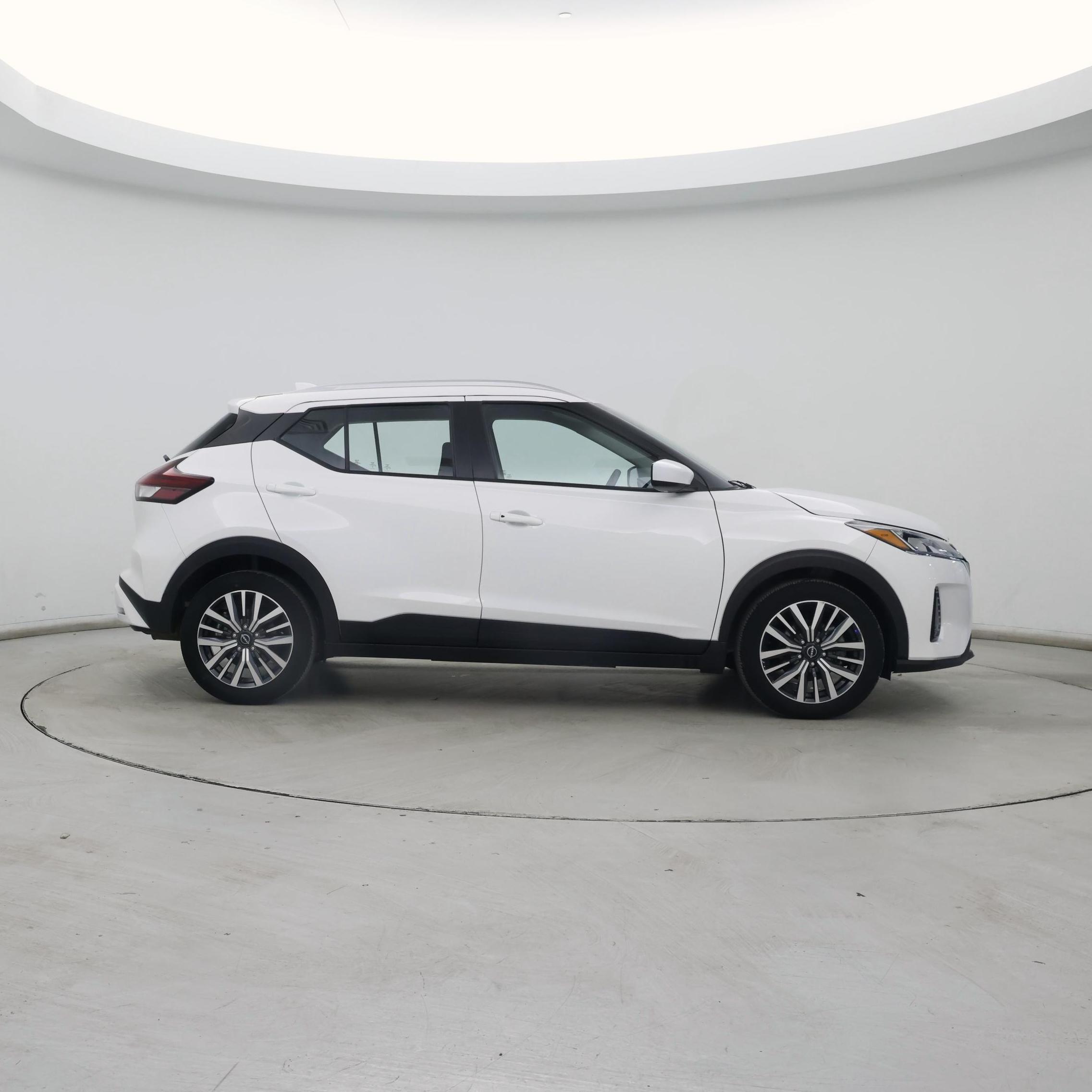 Thumbnail: 2024 Nissan Kicks - 7