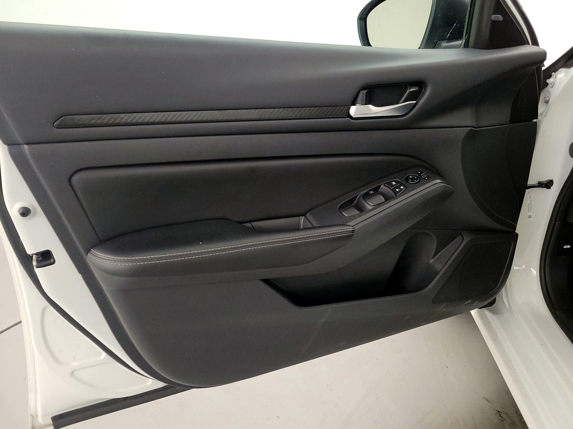 Thumbnail: 2025 Nissan Altima - 12