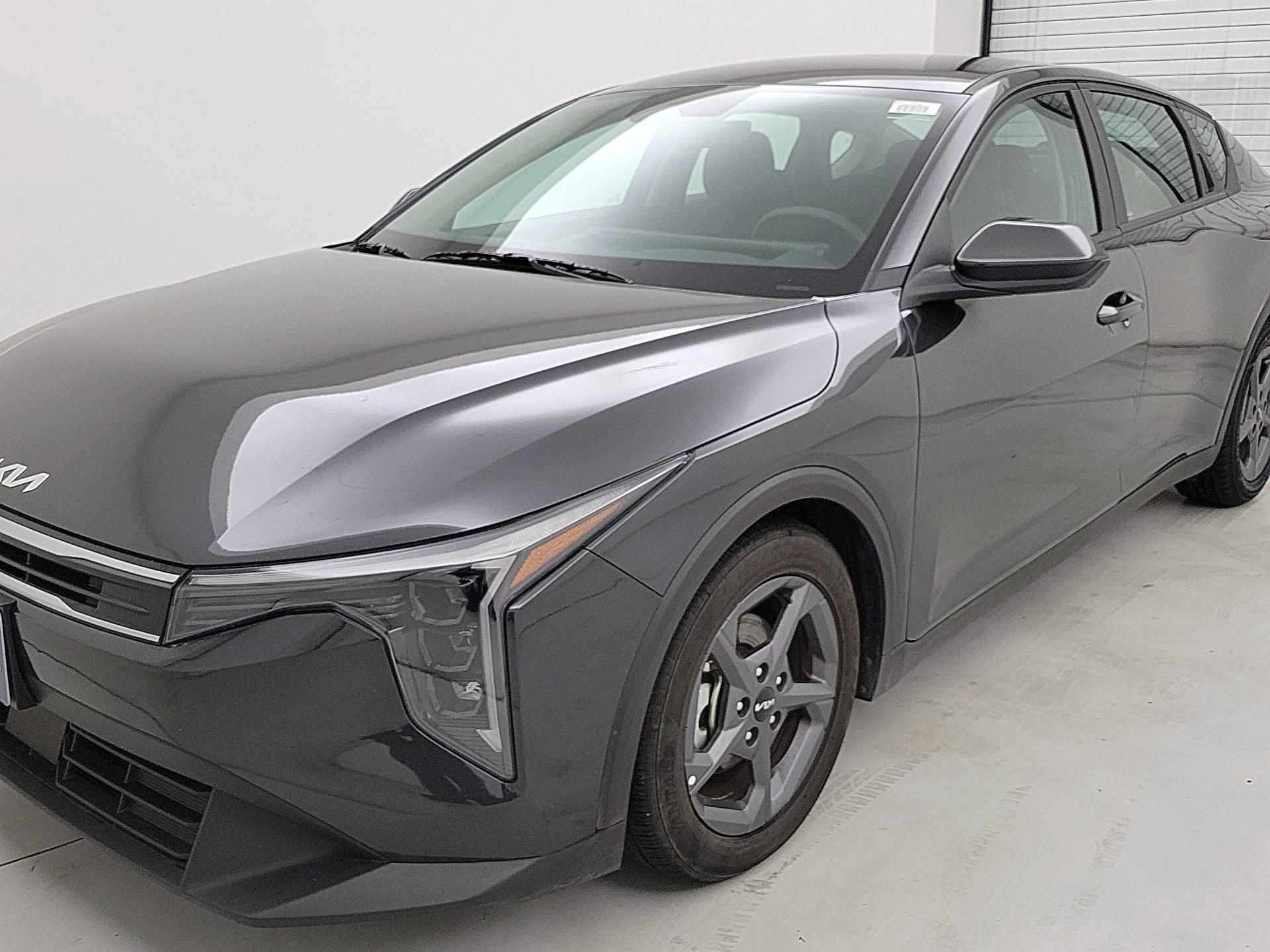 Thumbnail: 2025 Kia K4 - 3