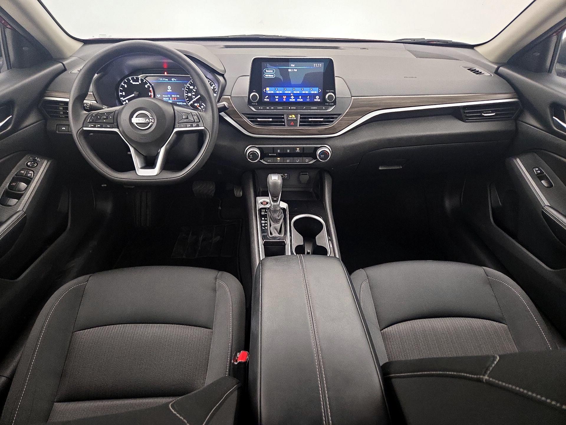 Thumbnail: 2024 Nissan Altima - 9