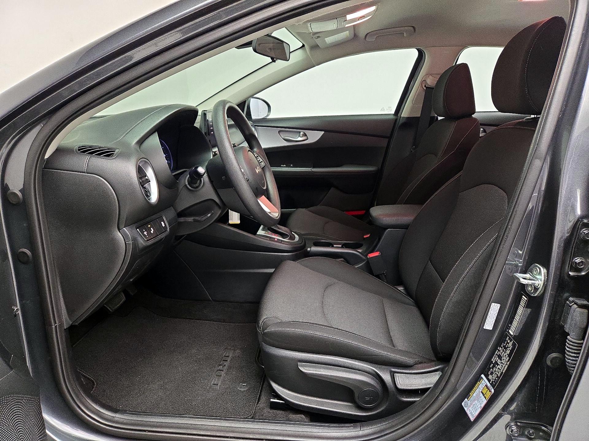 Thumbnail: 2024 Kia Forte - 11