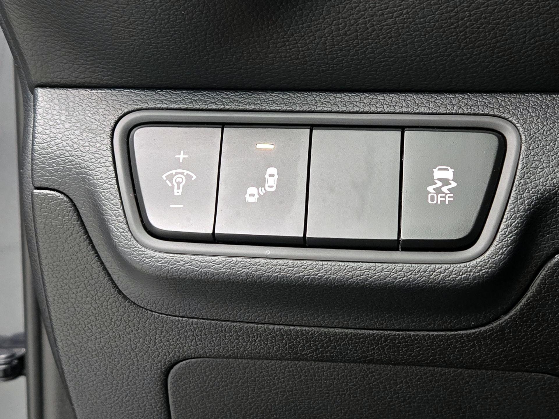 Thumbnail: 2024 Kia Forte - 13