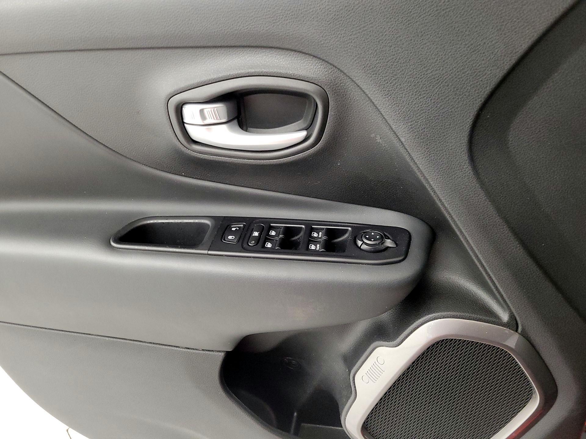 Thumbnail: 2023 Jeep Renegade - 12