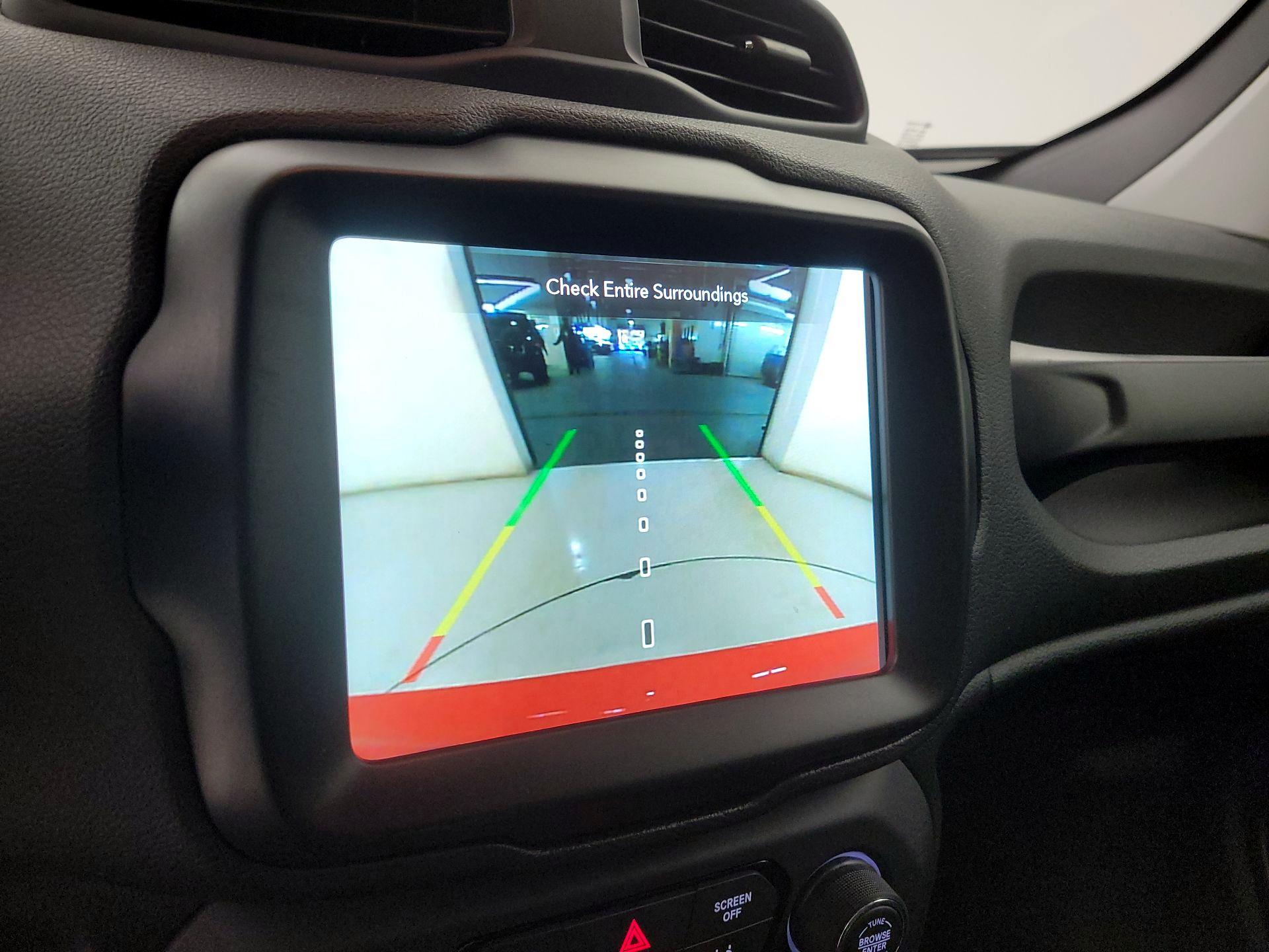 Thumbnail: 2023 Jeep Renegade - 15