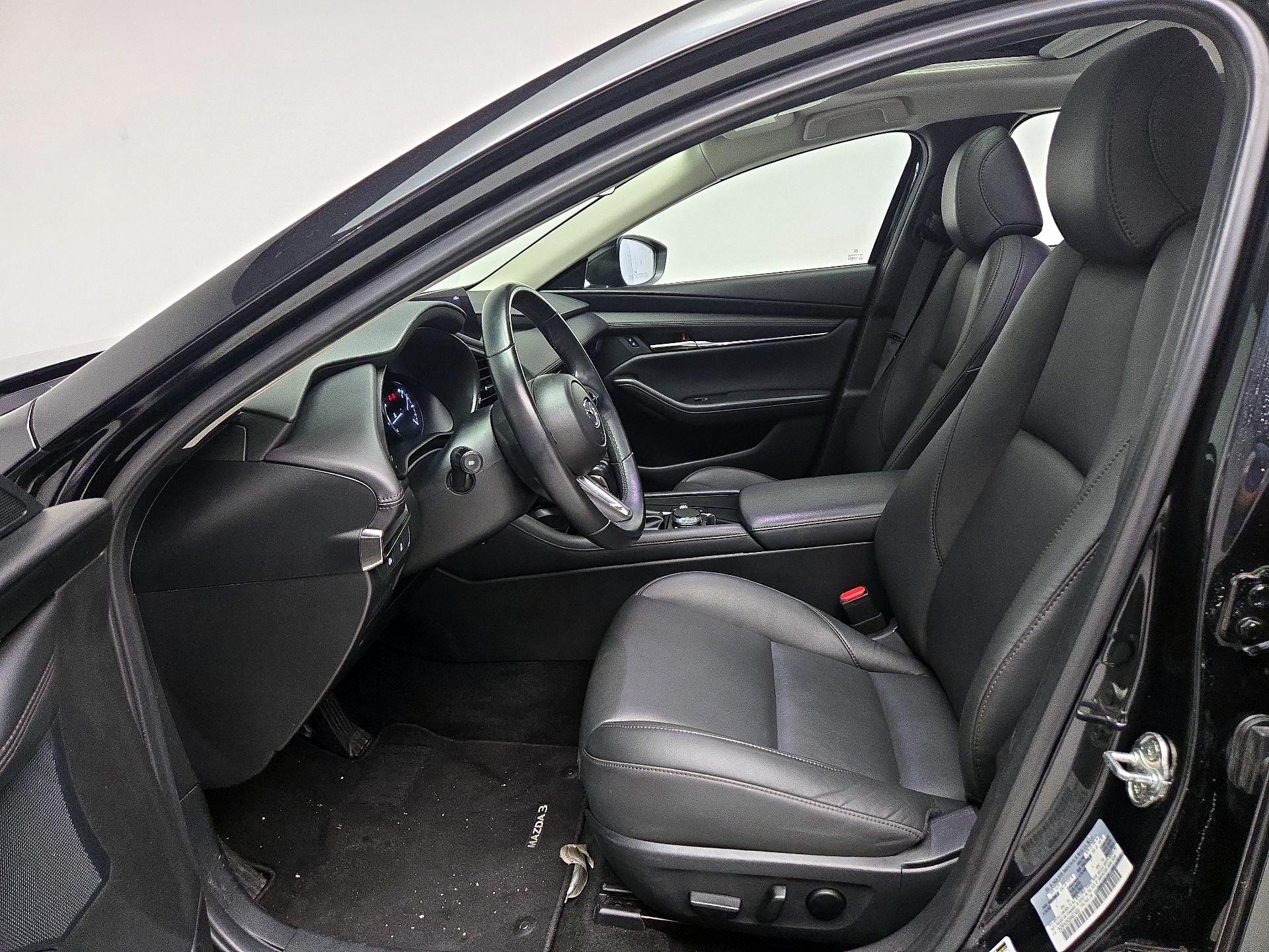 Thumbnail: 2025 Mazda Mazda3 - 11