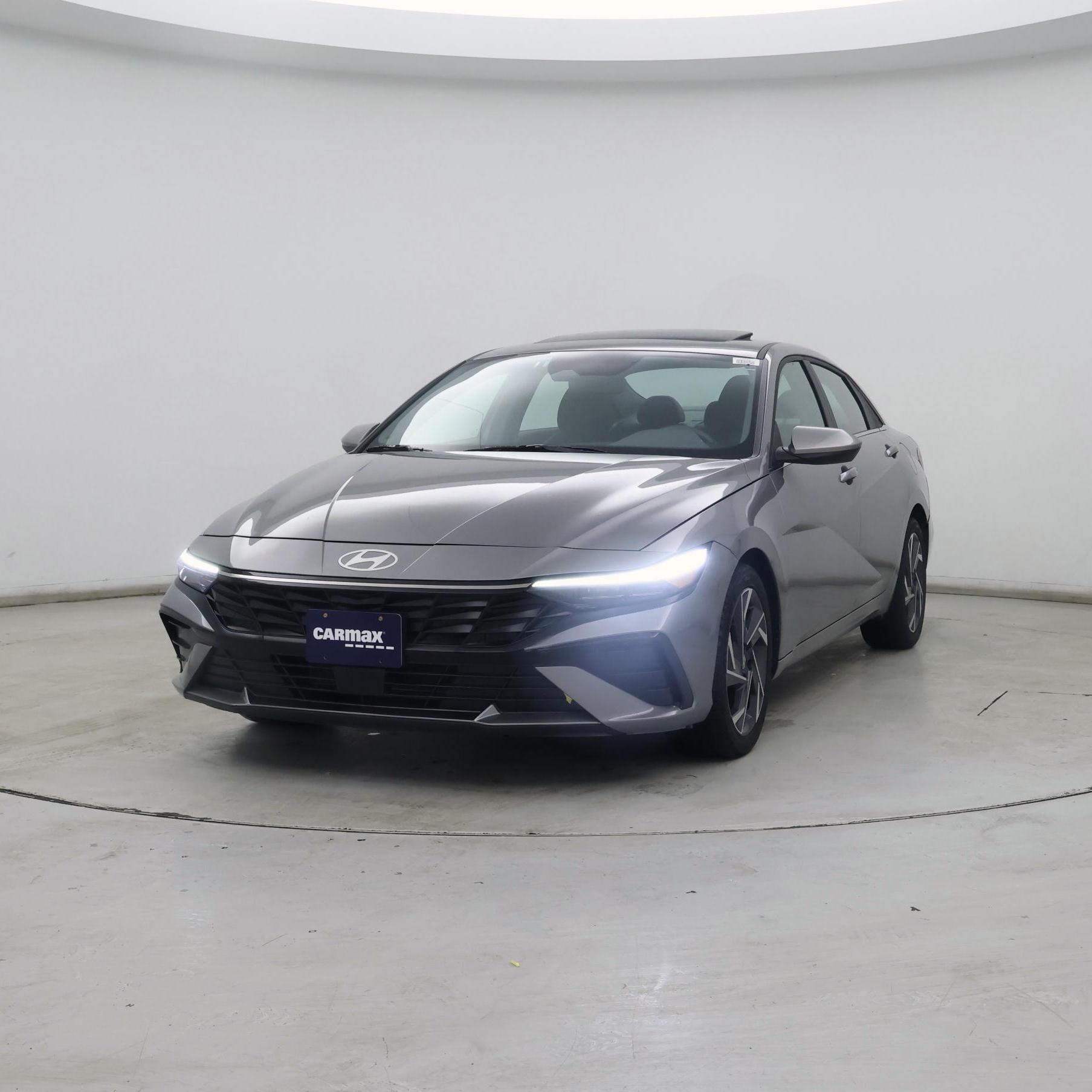 Thumbnail: 2025 Hyundai Elantra - 4