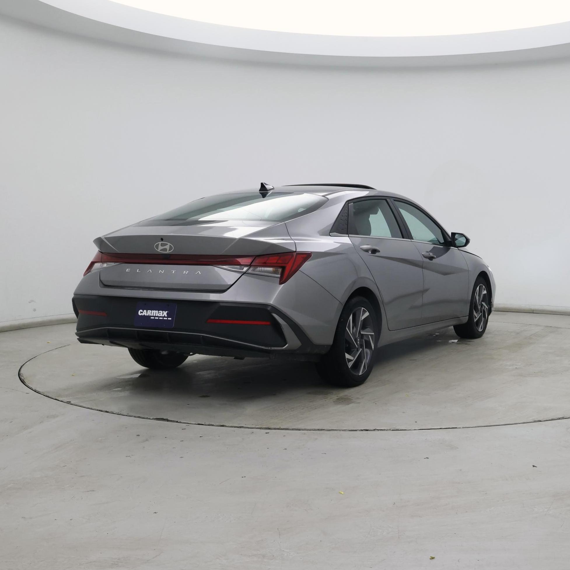 Thumbnail: 2025 Hyundai Elantra - 8