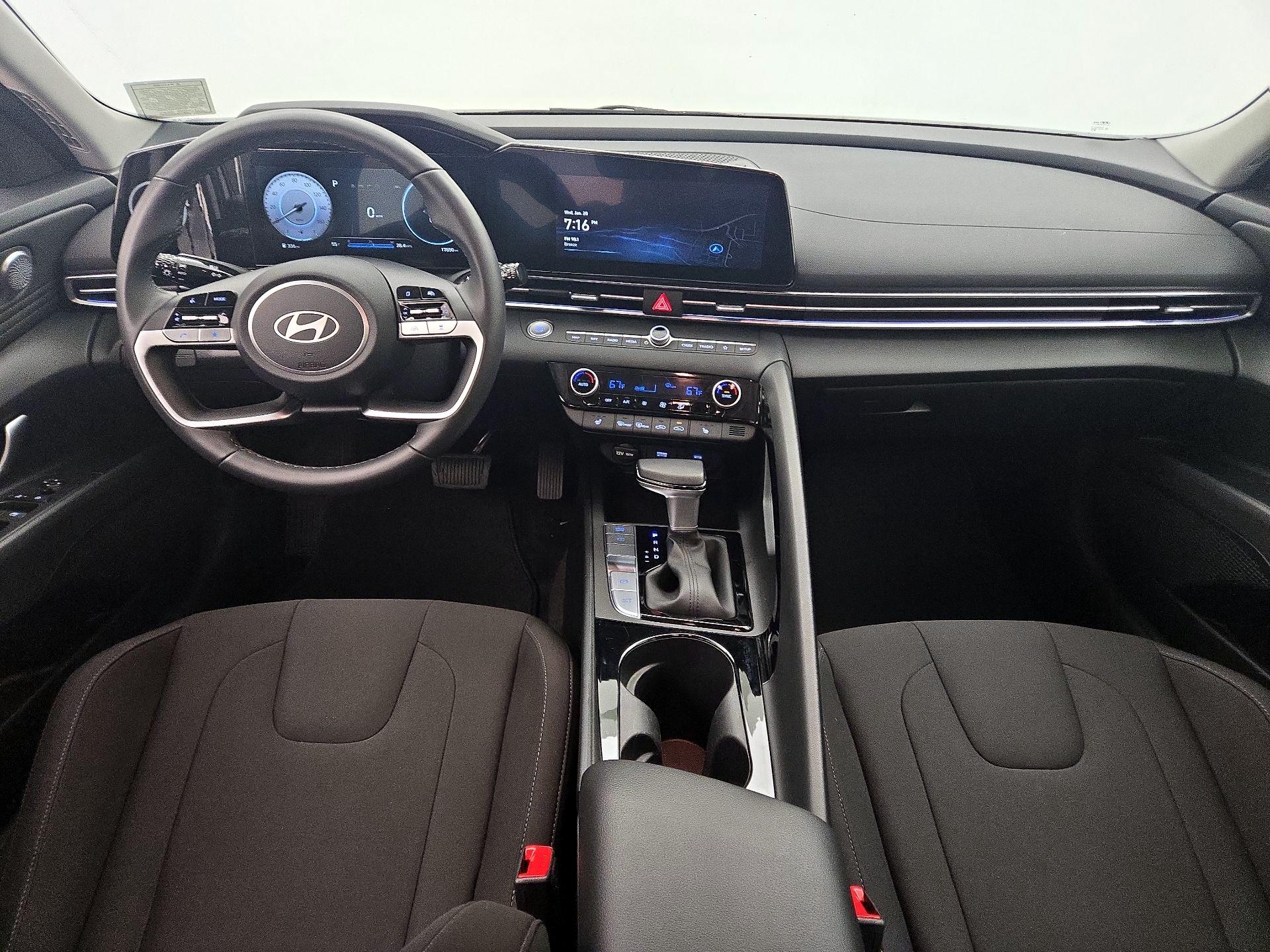 Thumbnail: 2025 Hyundai Elantra - 9