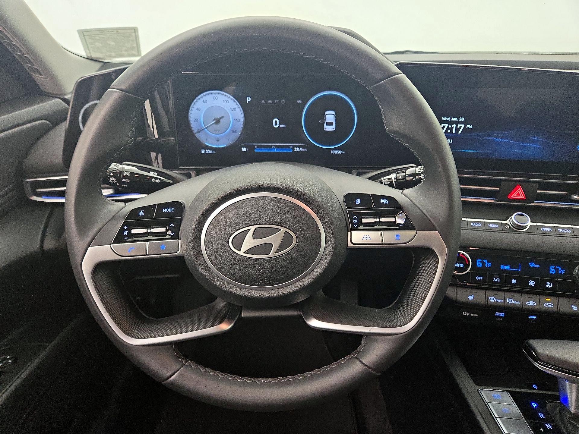 Thumbnail: 2025 Hyundai Elantra - 10