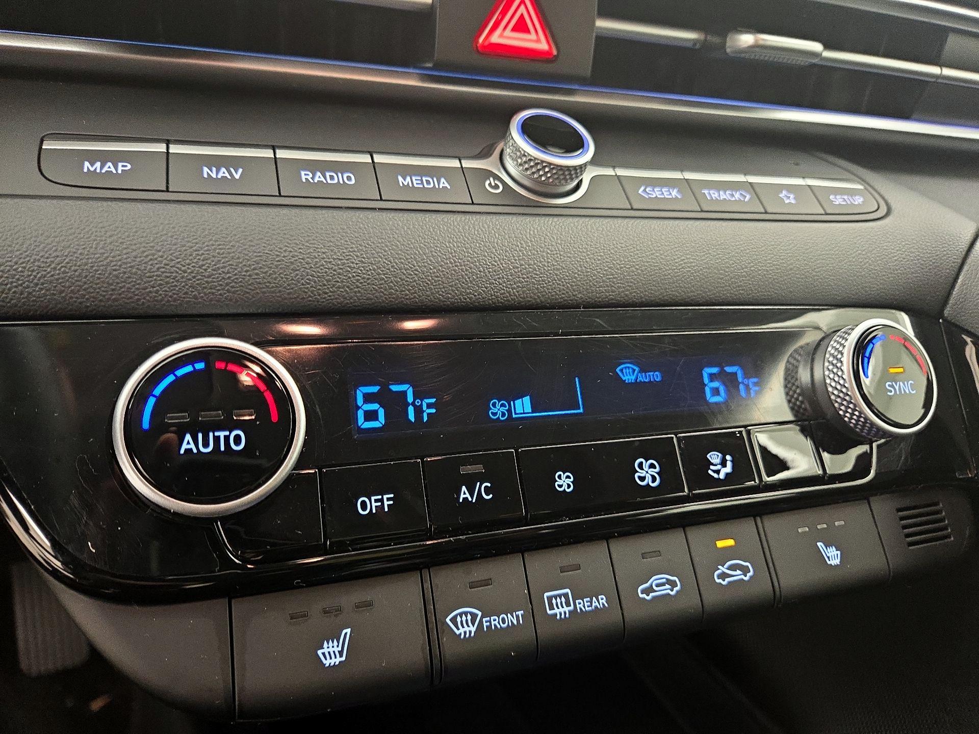 Thumbnail: 2025 Hyundai Elantra - 16