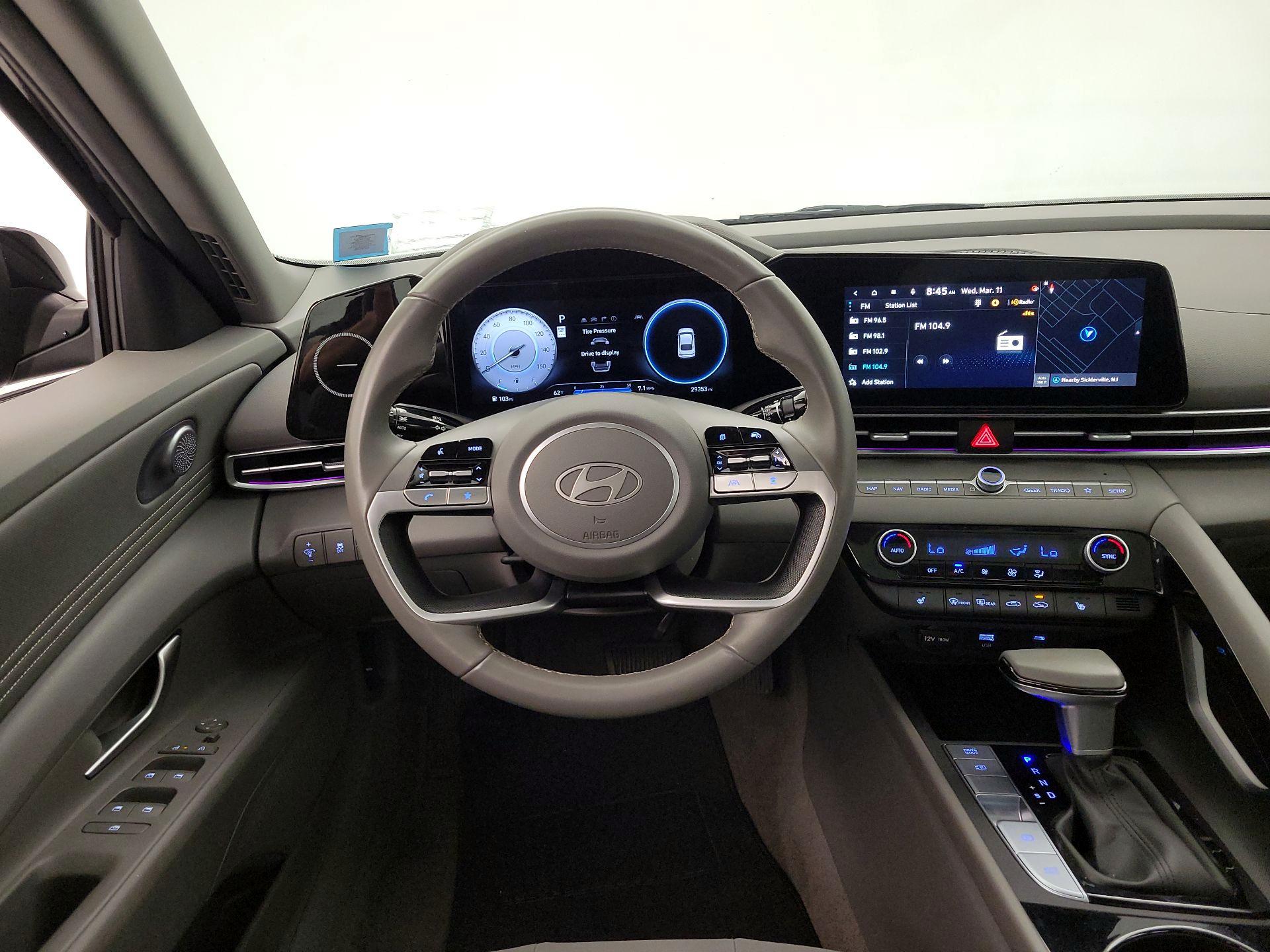 Thumbnail: 2025 Hyundai Elantra - 10